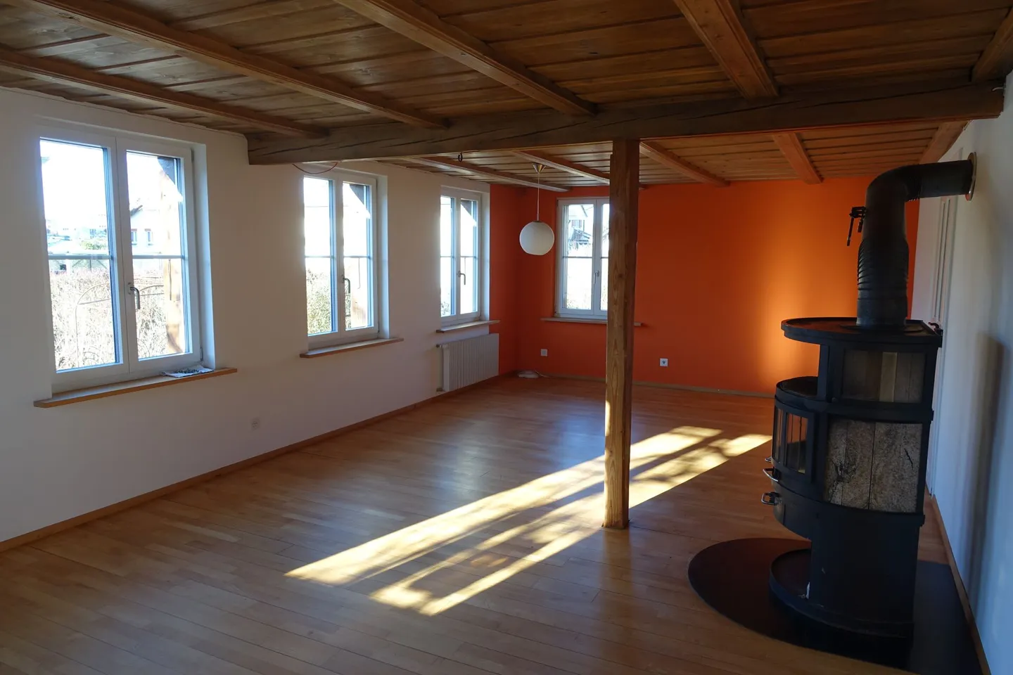 Spacious 6.5-room apartment in Laupen (BE) - Photo 2 of 14