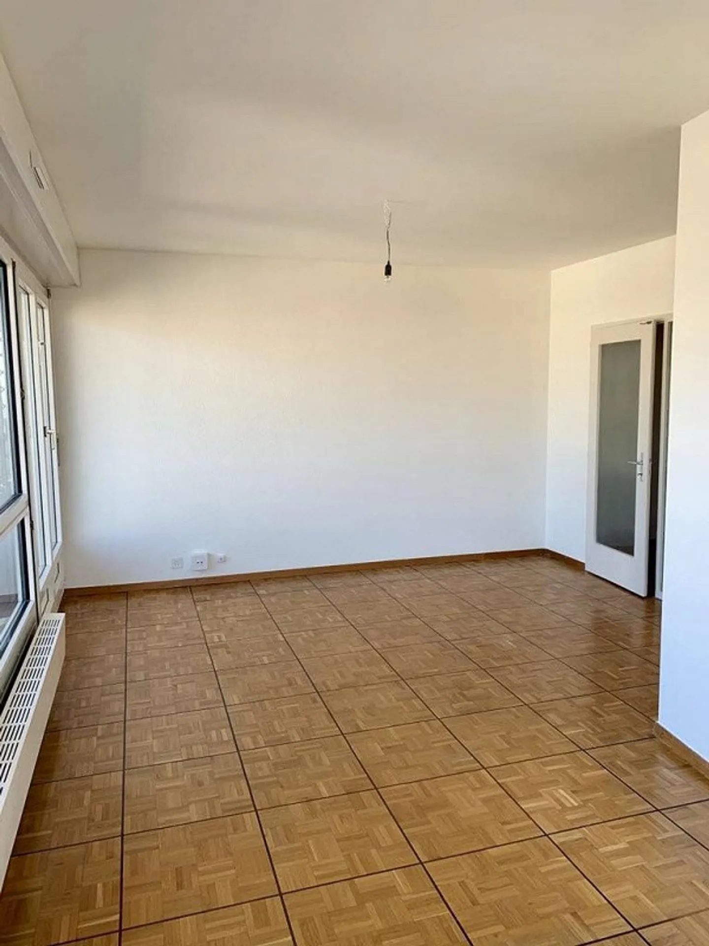 Charmilles - appartamento attico con balcone e vista magnifica - Foto 4 di 9