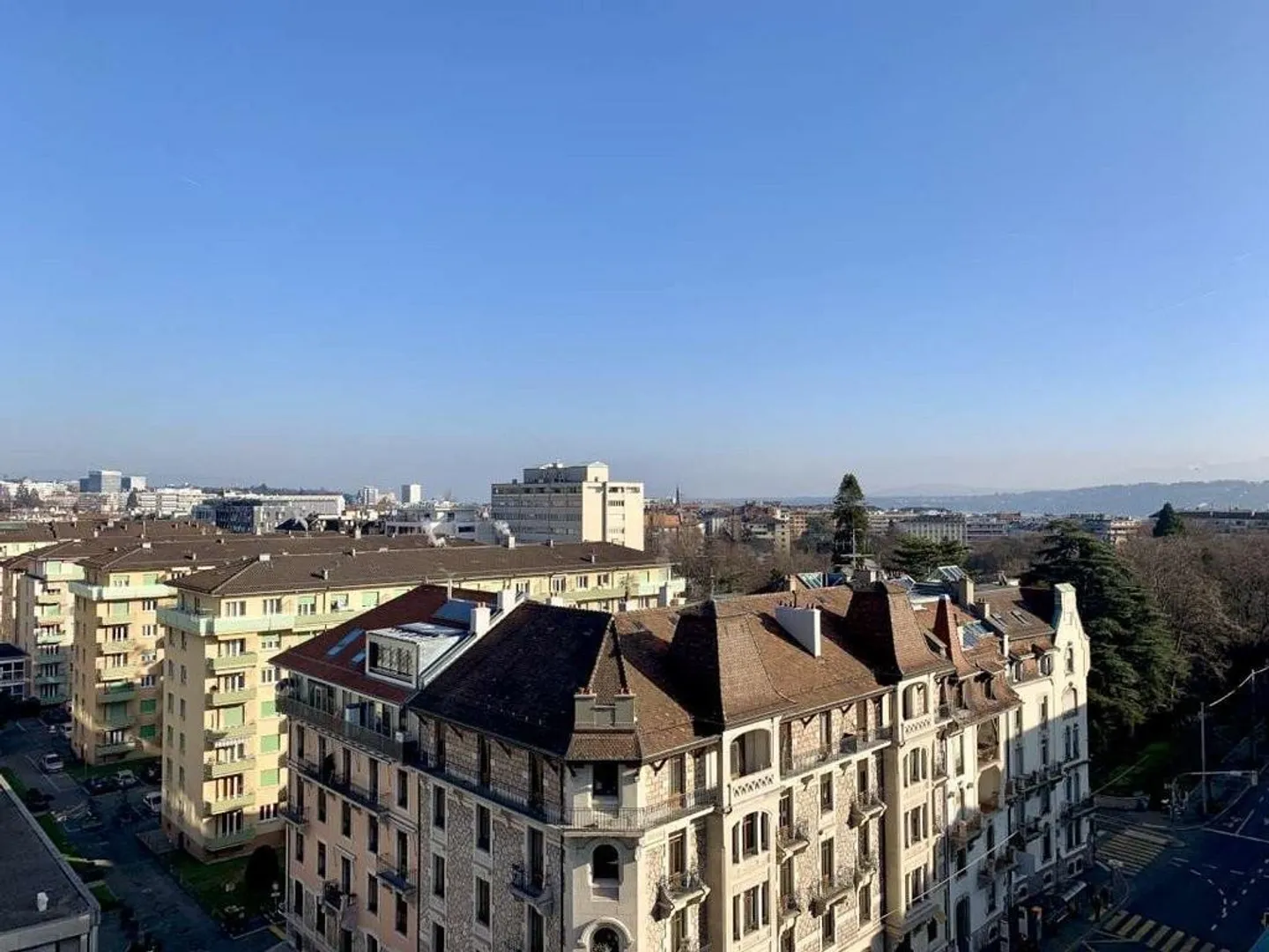 Charmilles - appartamento attico con balcone e vista magnifica - Foto 2 di 9