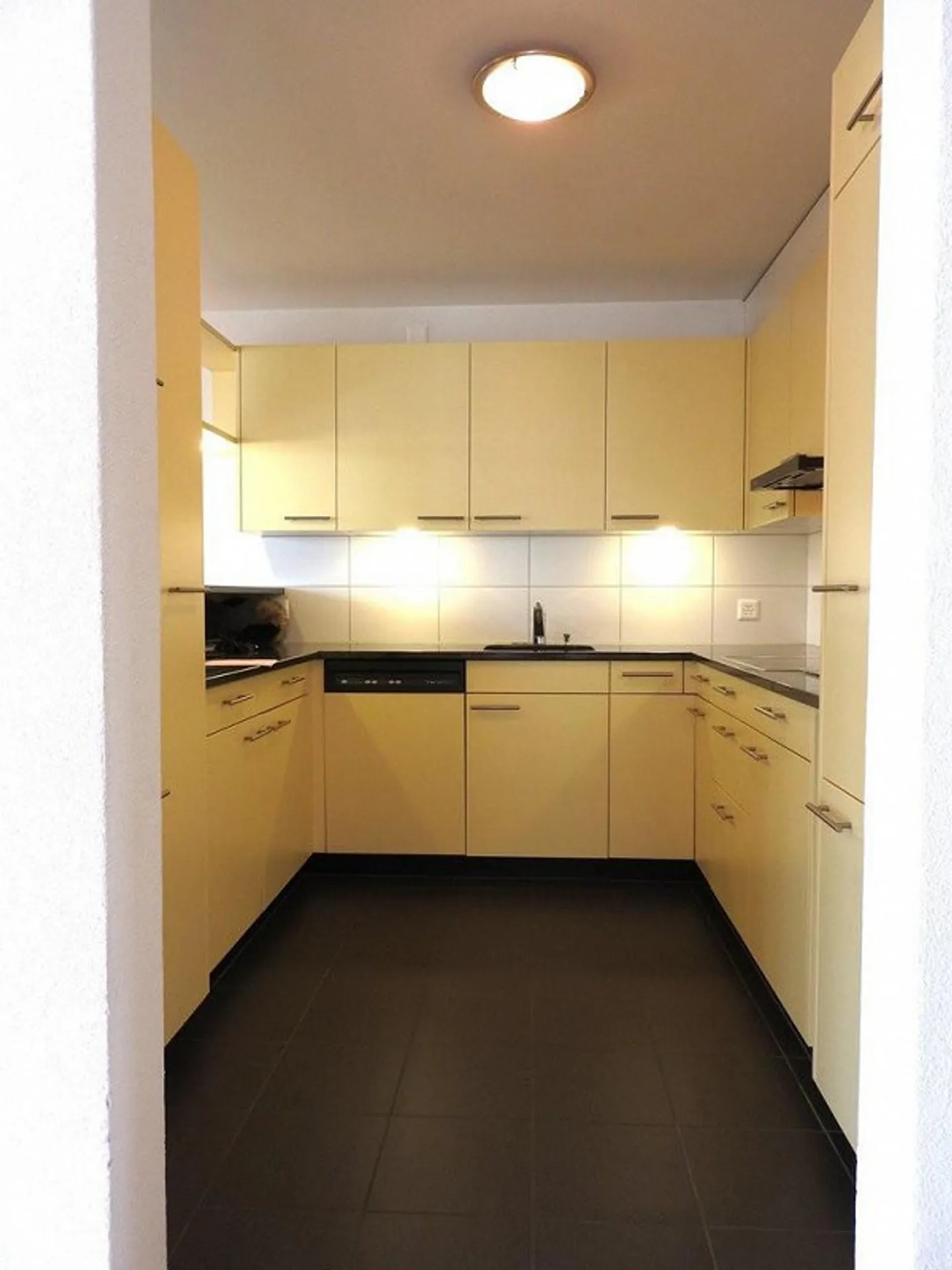 Votre nouveau chez-vous à Münchenbuchsee ! - Photo 2 sur 9
