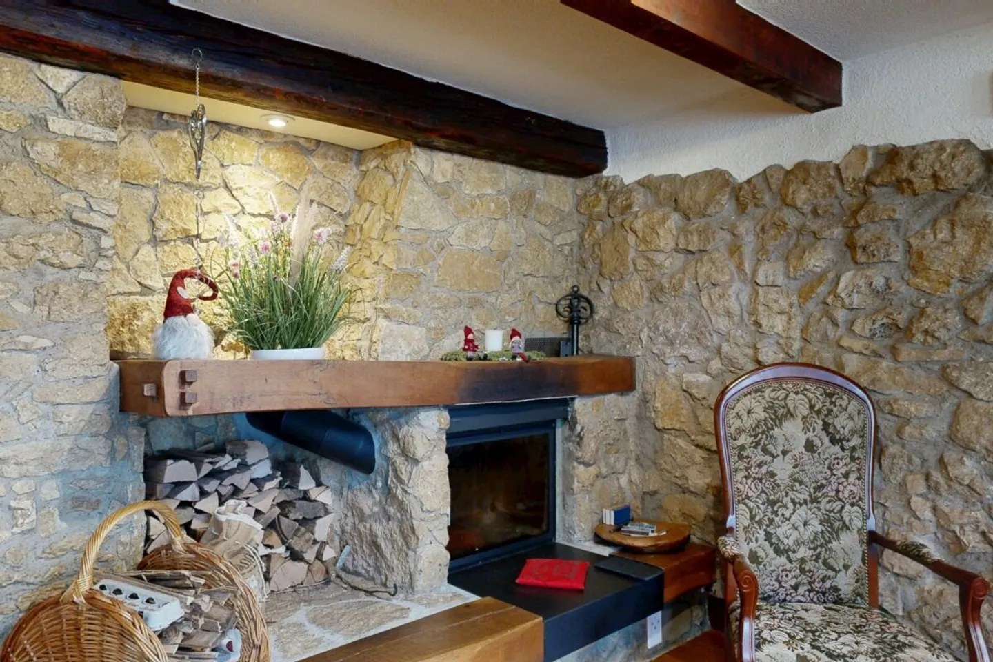 Charming Family Home in Himmelried - Photo 3 of 16