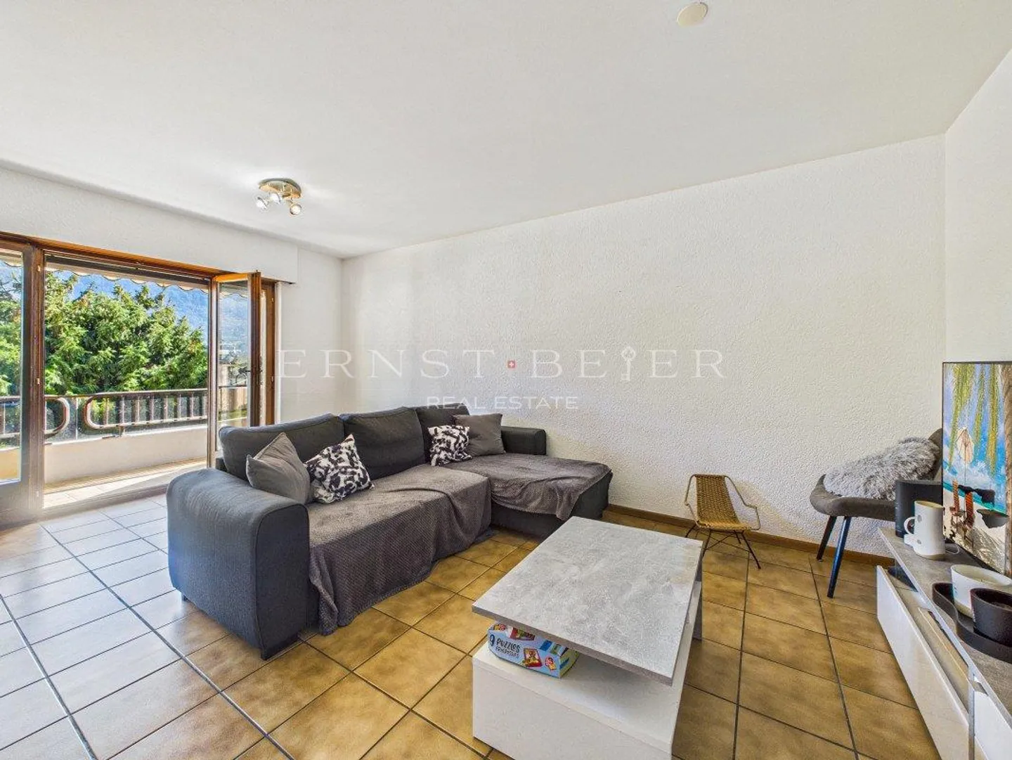 Helles 3.5-Zimmer-Wohnung im Herzen von Vétroz - Photo 2 sur 9