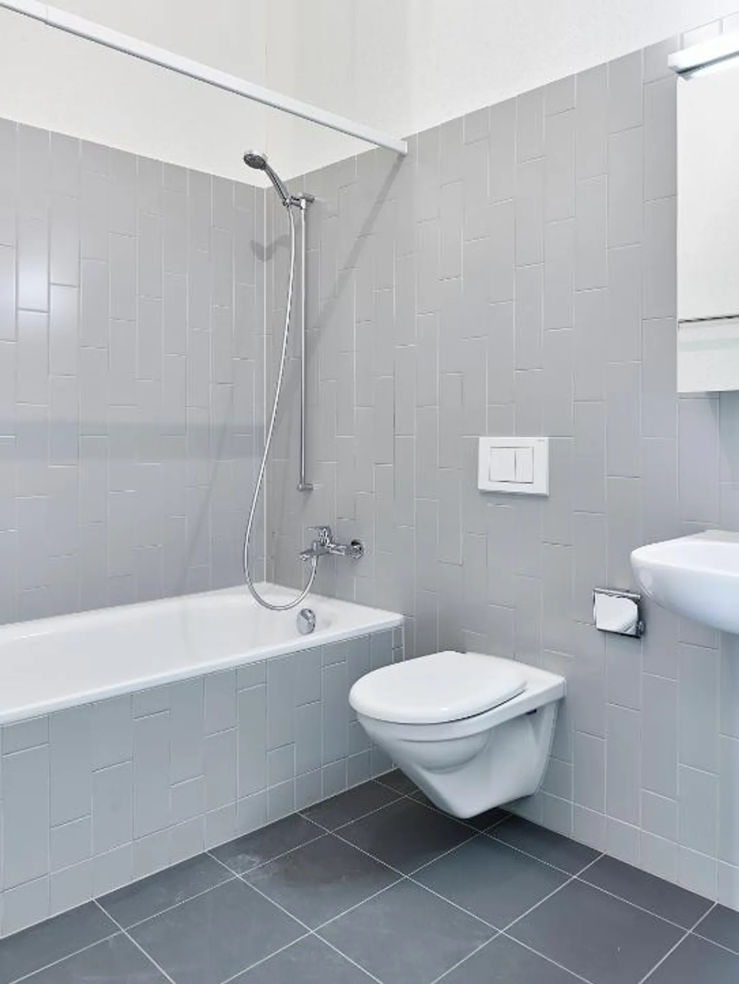 Exclusive 2.5-room apartment with loft ambiance - Photo 8 of 9