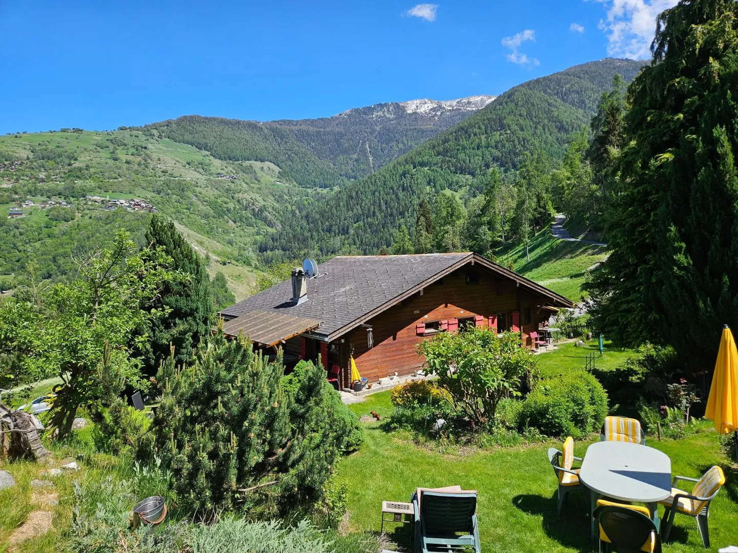 Chalet con appartamento indipendente, nel cuore della natura incontaminata - Foto 2 di 8