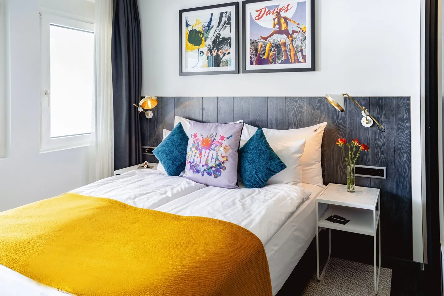 Residence 907 - Photo 5 of 9