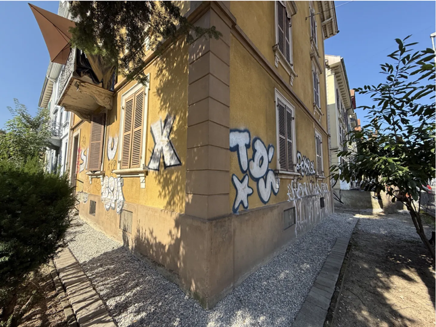 Attraente casa plurifamiliare in posizione centrale a Bienne - Foto 5 di 9