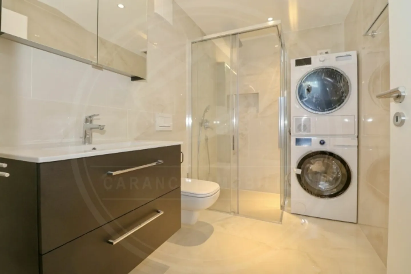 Appartement à louer - Photo 8 sur 9