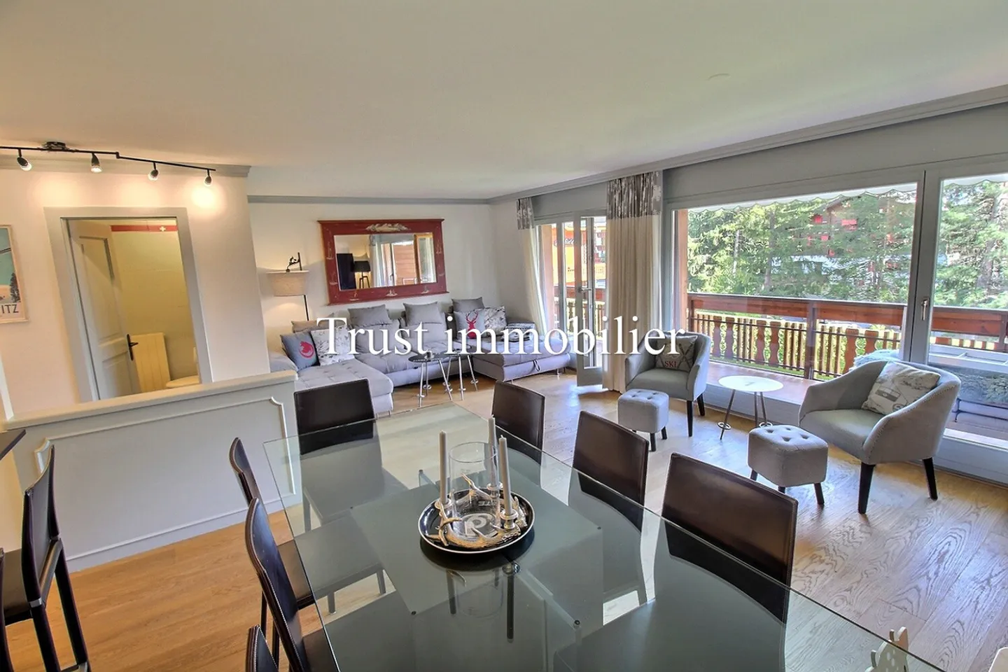 Beautiful 3.5-room apartment for sale in the center of Crans - Photo 5 of 15