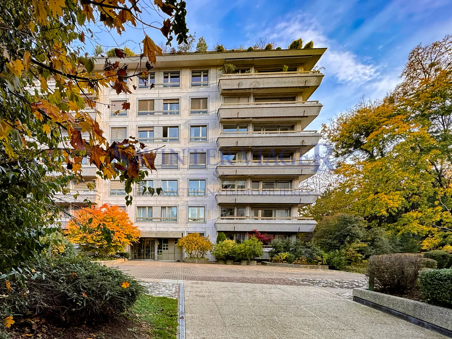 Geneva Eaux-Vives, High-Standard Apartment - Occupied Life Annuity - Photo 2 of 13