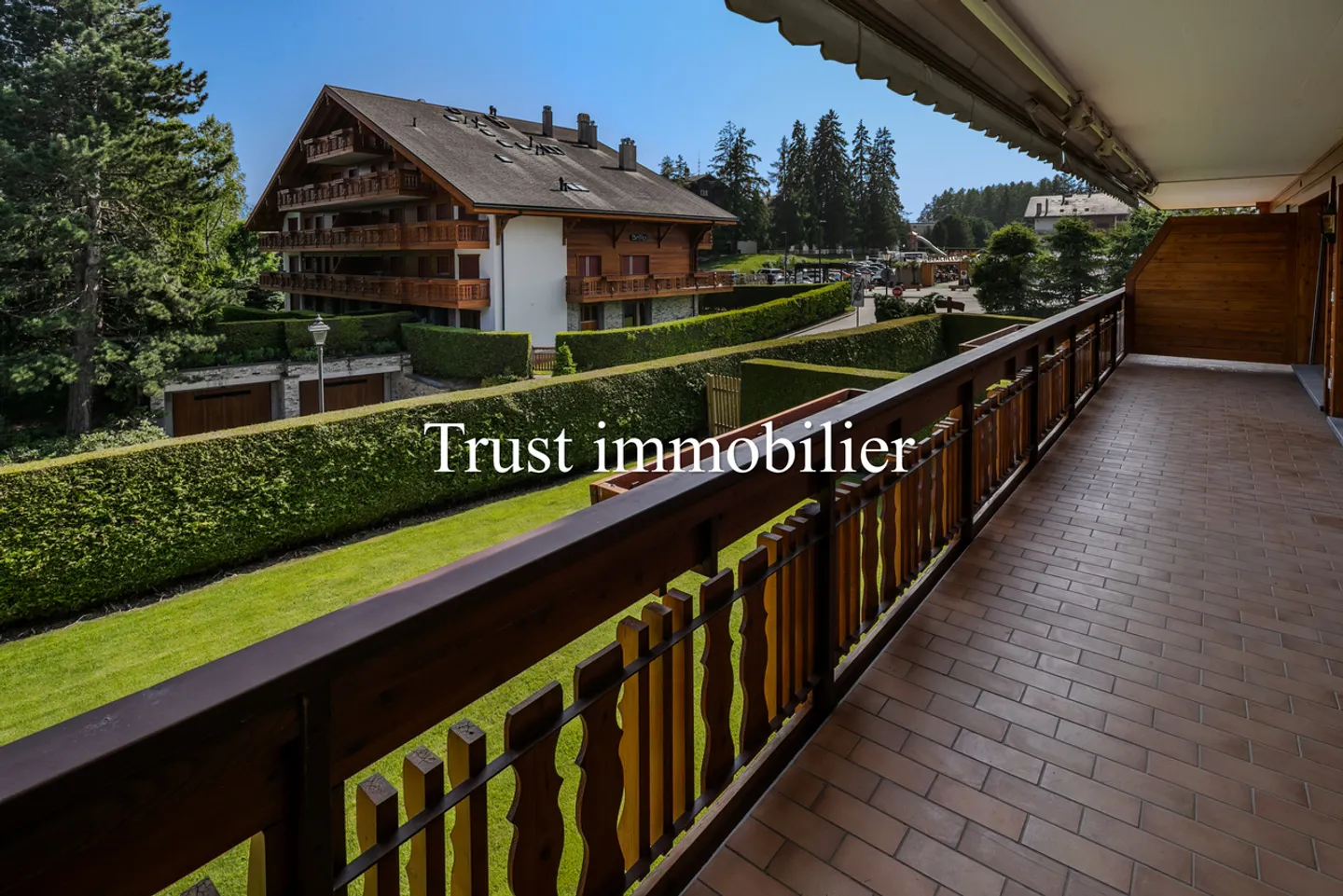 Beautiful 3.5-room apartment for sale in the center of Crans - Photo 9 of 15