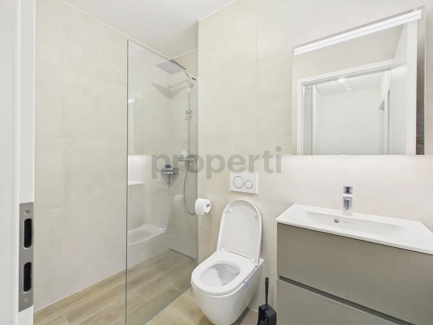 Modernes 3,5-Zimmer-Apartment mit privater Terrasse in Martigny - Foto 12 von 17