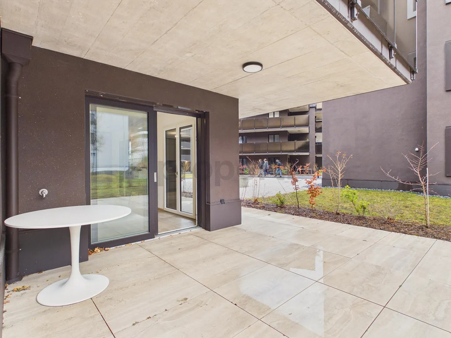 Modernes 3,5-Zimmer-Apartment mit privater Terrasse in Martigny - Foto 13 von 17