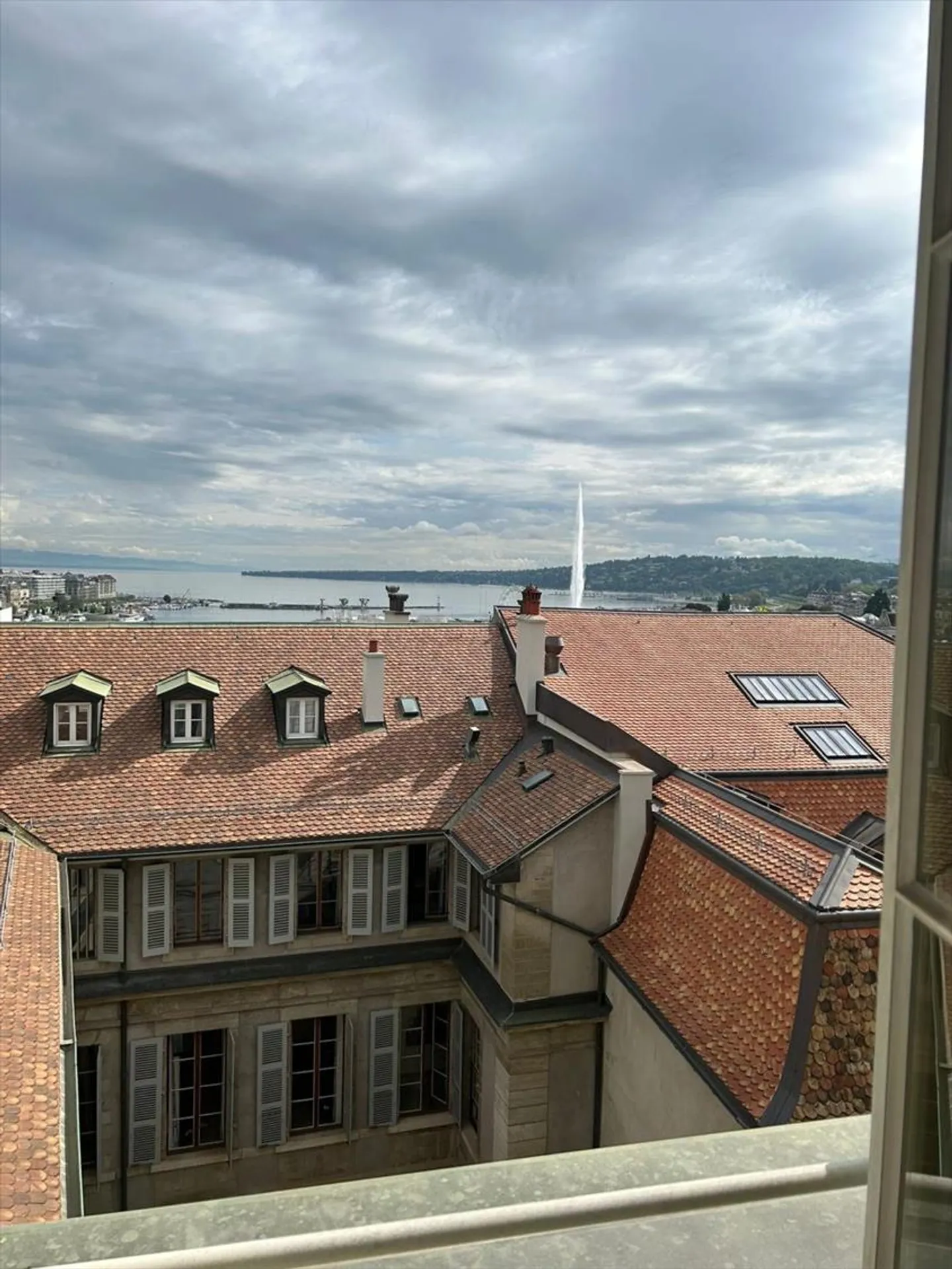 2.5 Room Apartment - Photo 1 of 8