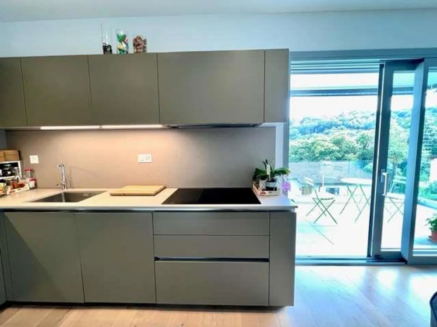Bel appartement de 2,5 pièces de haute qualité - Photo 7 sur 13