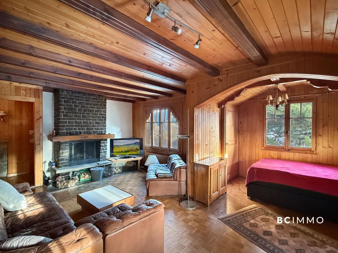 Großes Chalet mit 4 Wohnungen - Foto 5 von 10