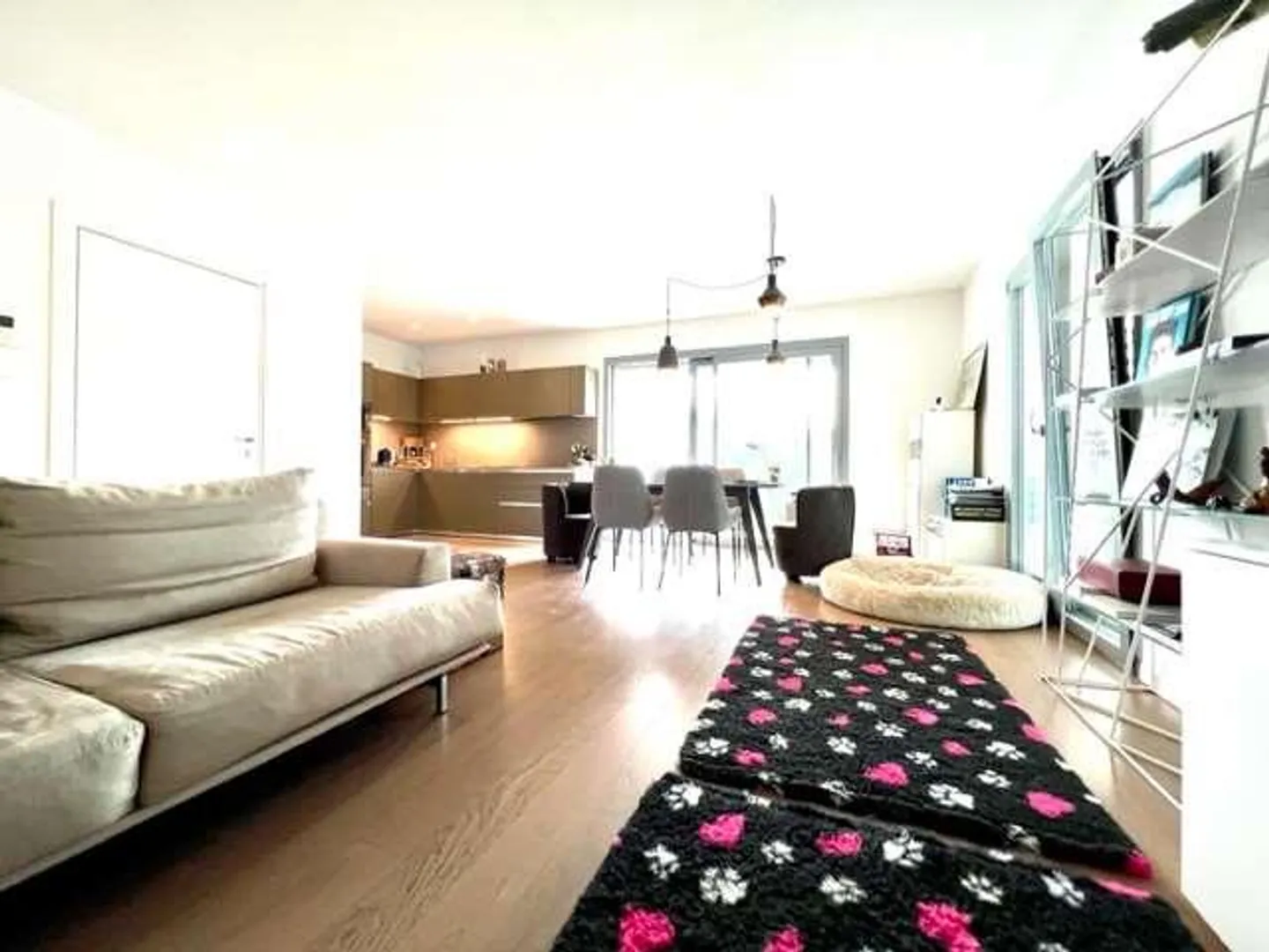 Bel appartement de 2,5 pièces de haute qualité - Photo 12 sur 13