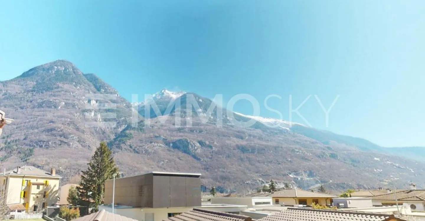 Casa moderna con materiali di alta qualità e molti dettagli unici - Foto 3 di 5