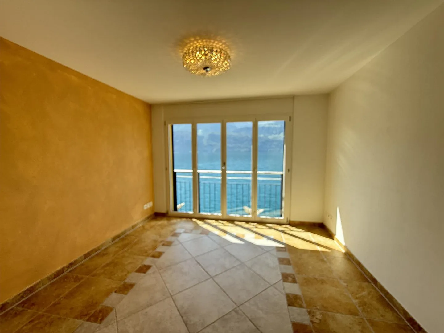 Appartamento duplex di 3,5 locali direttamente al lago - Foto 15 di 18