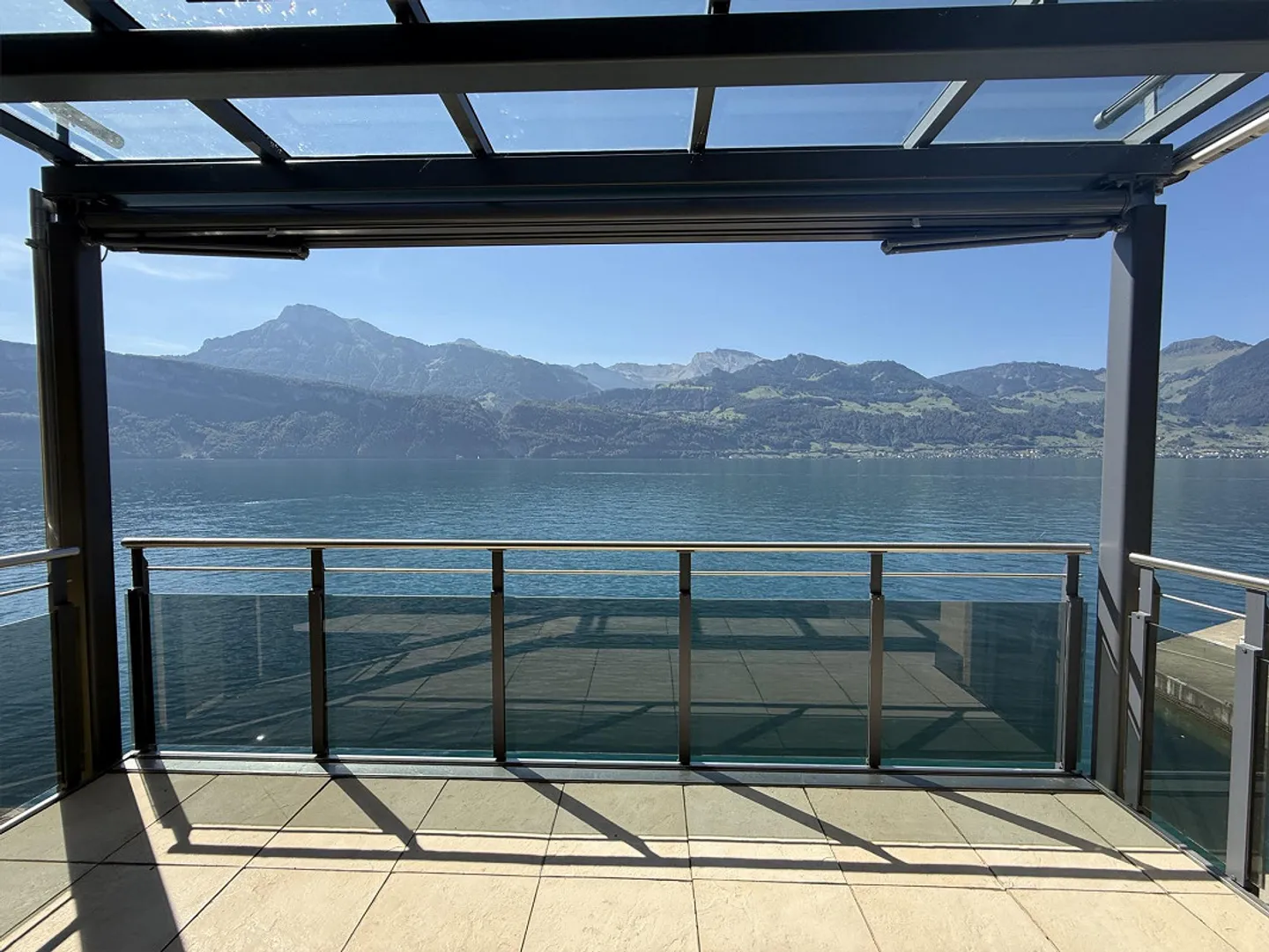 Appartamento duplex di 3,5 locali direttamente al lago - Foto 5 di 18