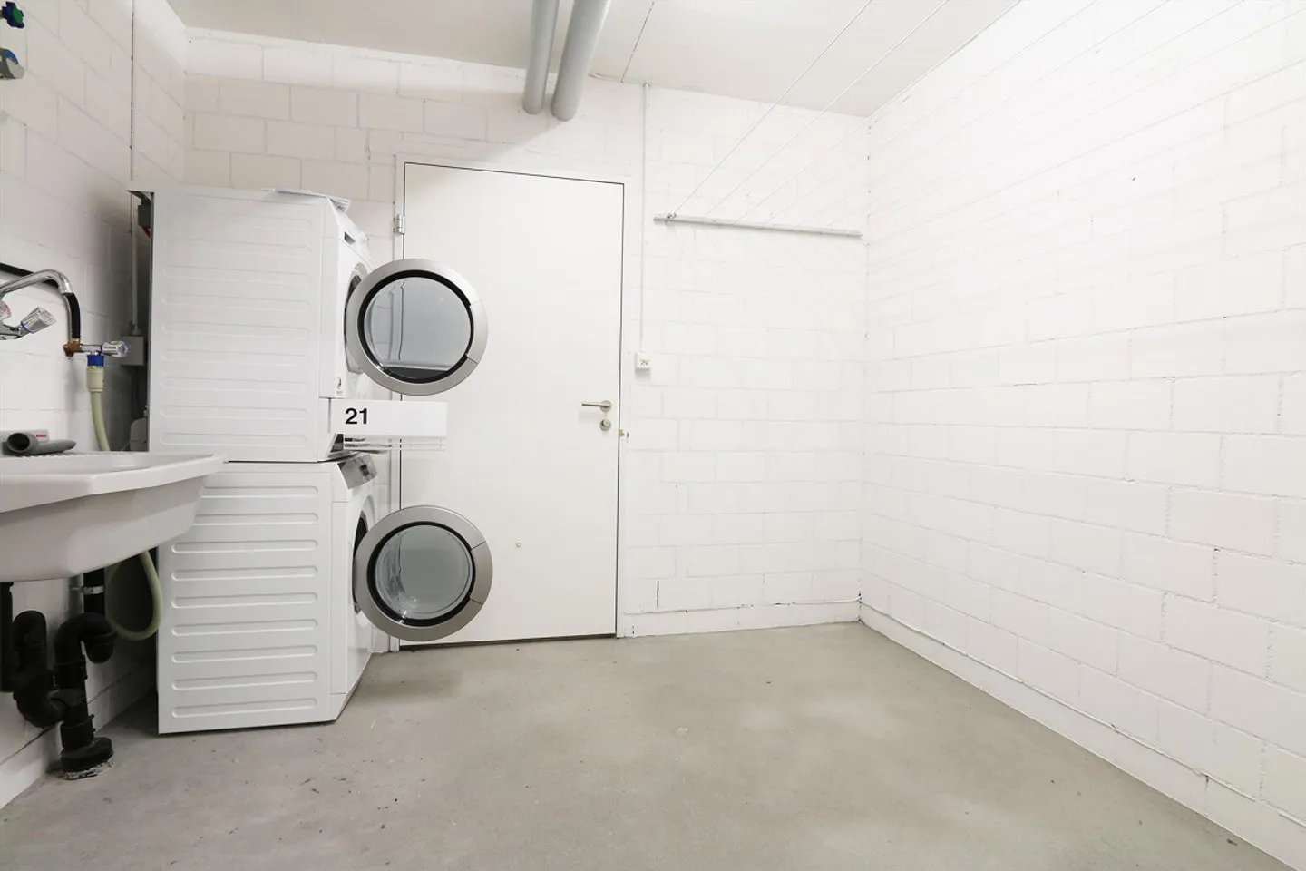 3.5-Zimmer Wohnung mit eigenem Waschturm - Foto 10 von 13