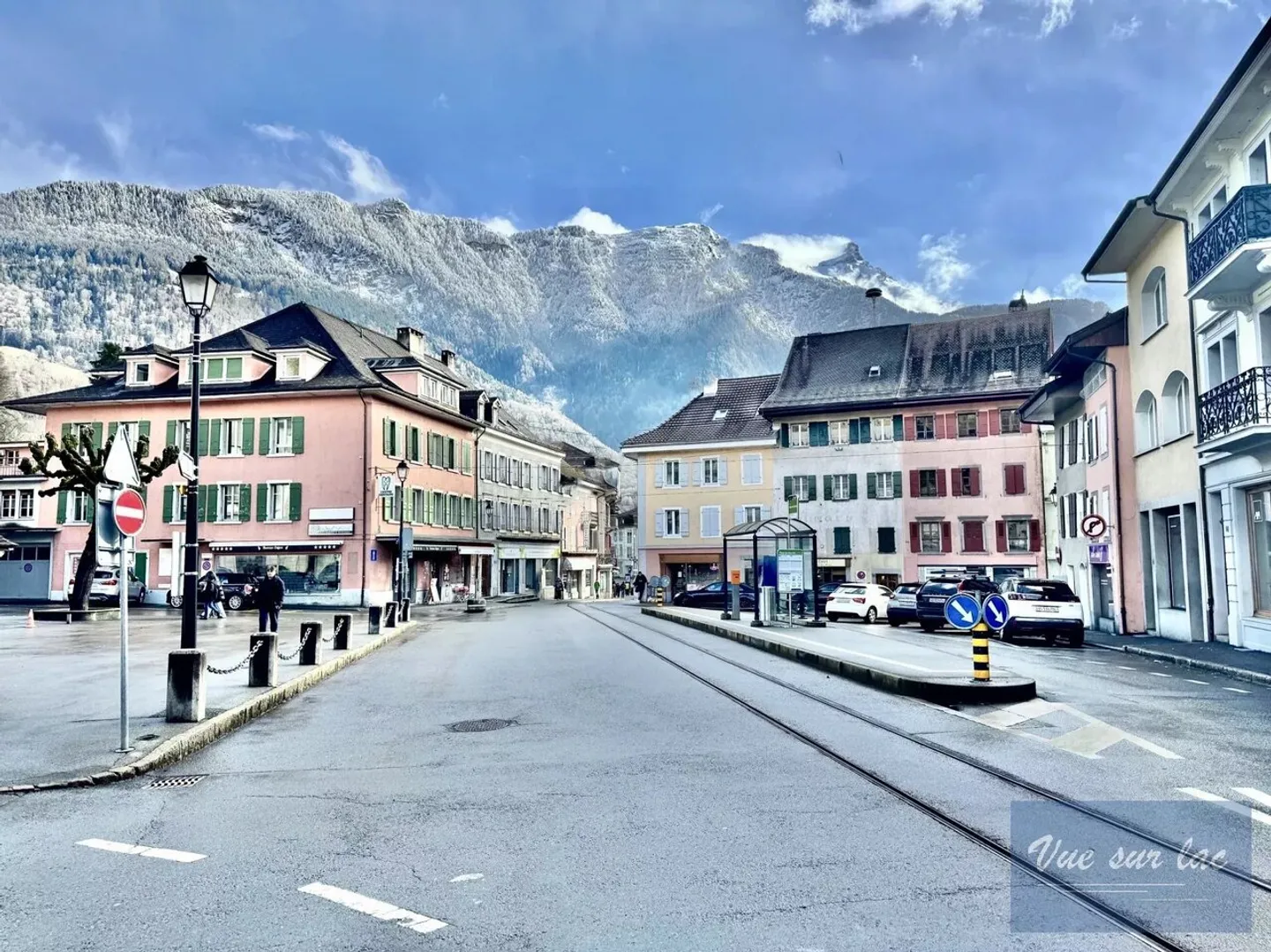 Edificio centrale, buon rendimento locativo - Foto 1 di 13