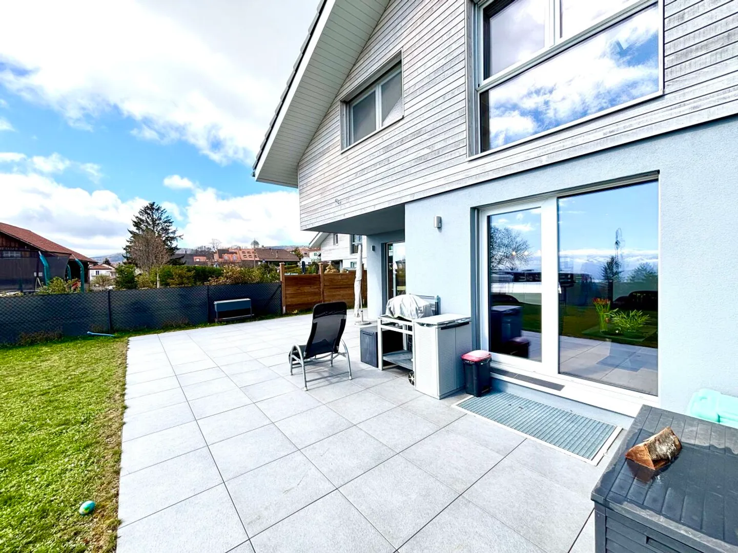 Charming 5.5 Room House - Photo 10 of 13