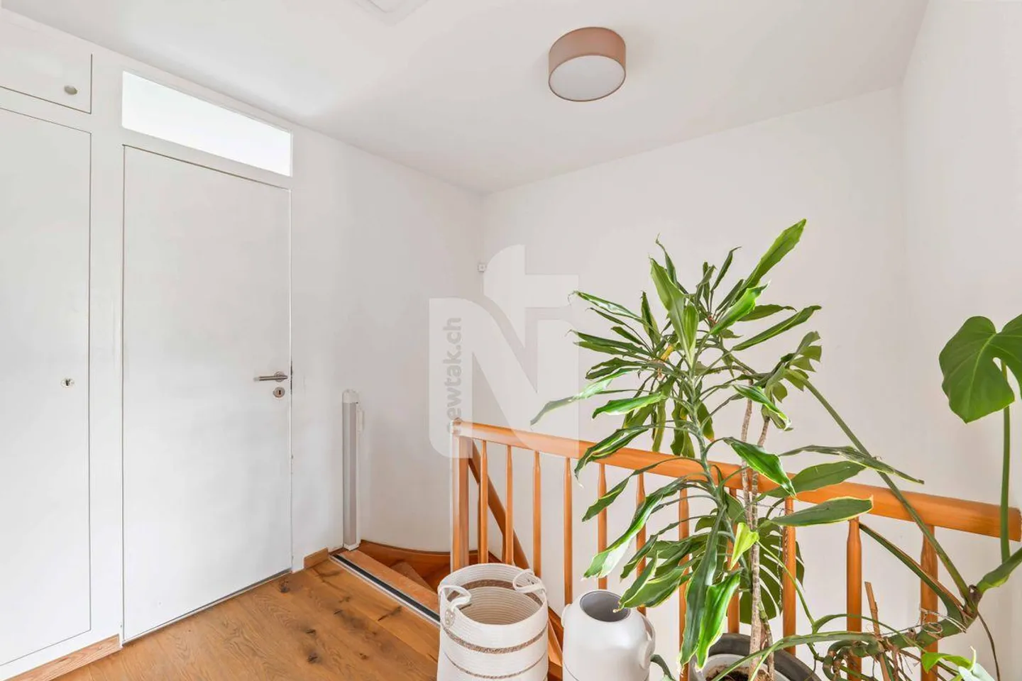 Adatto alle famiglie, moderno e pronto per essere abitato - con giardino e vista sul verde non edificabile - Foto 8 di 13