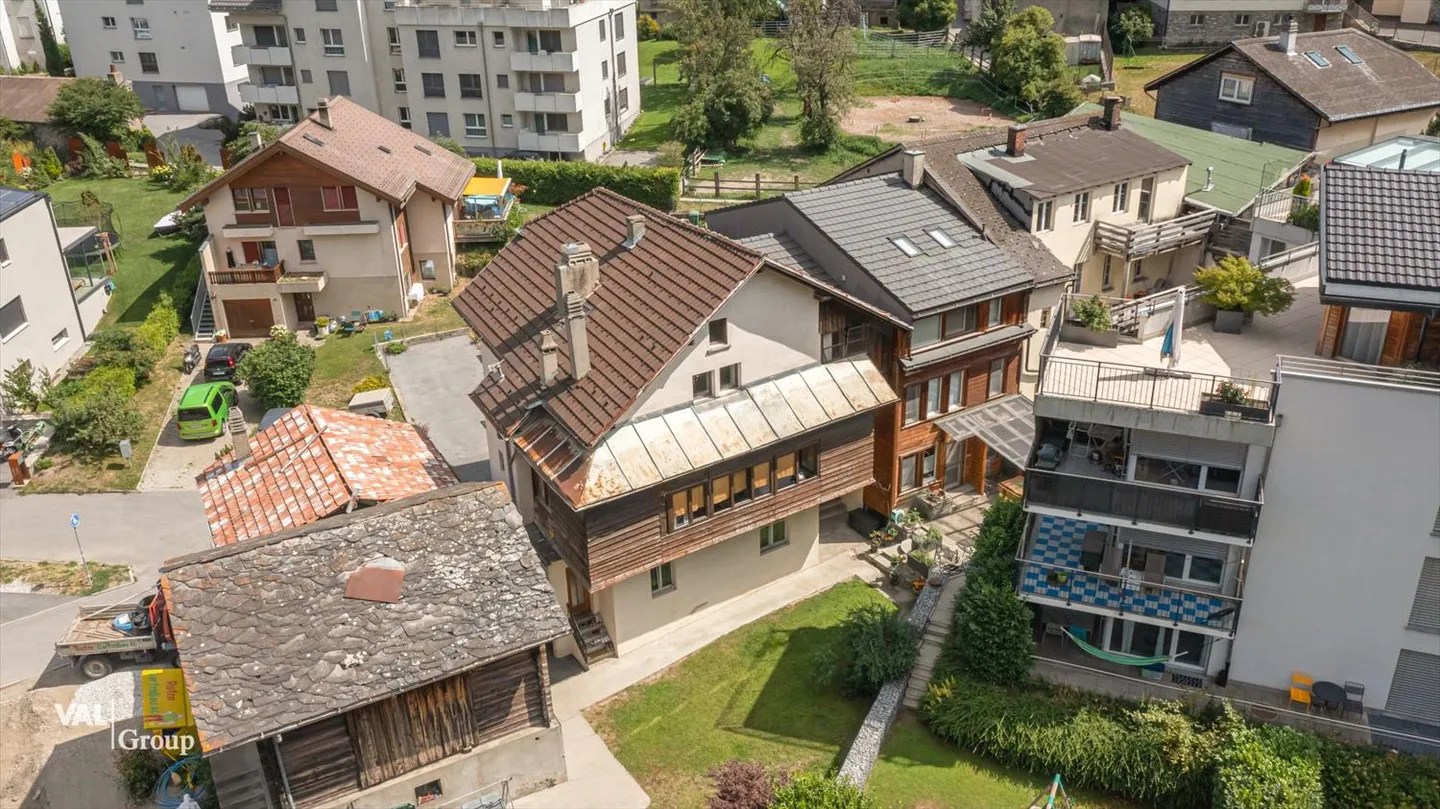 Modernized 3.5-room apartment in the heart of Glis - Photo 11 of 13