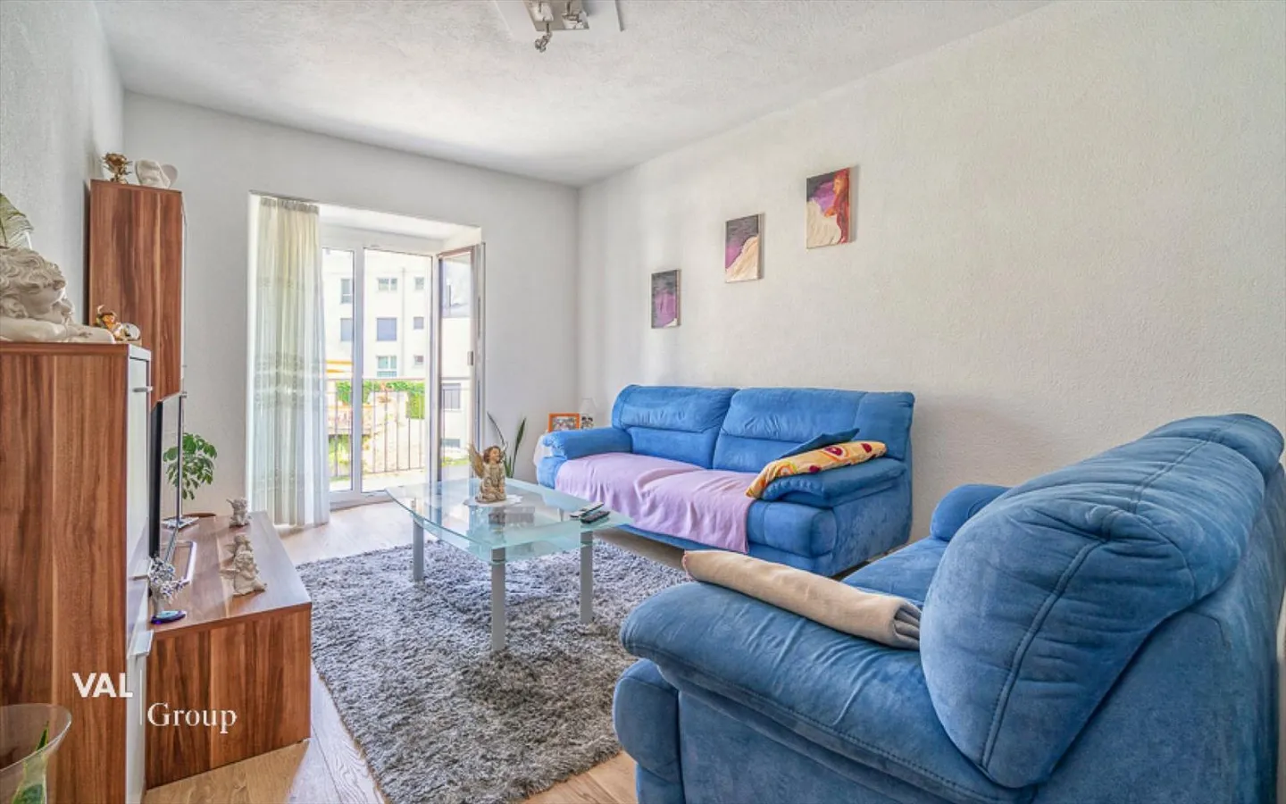Modernized 3.5-room apartment in the heart of Glis - Photo 4 of 13