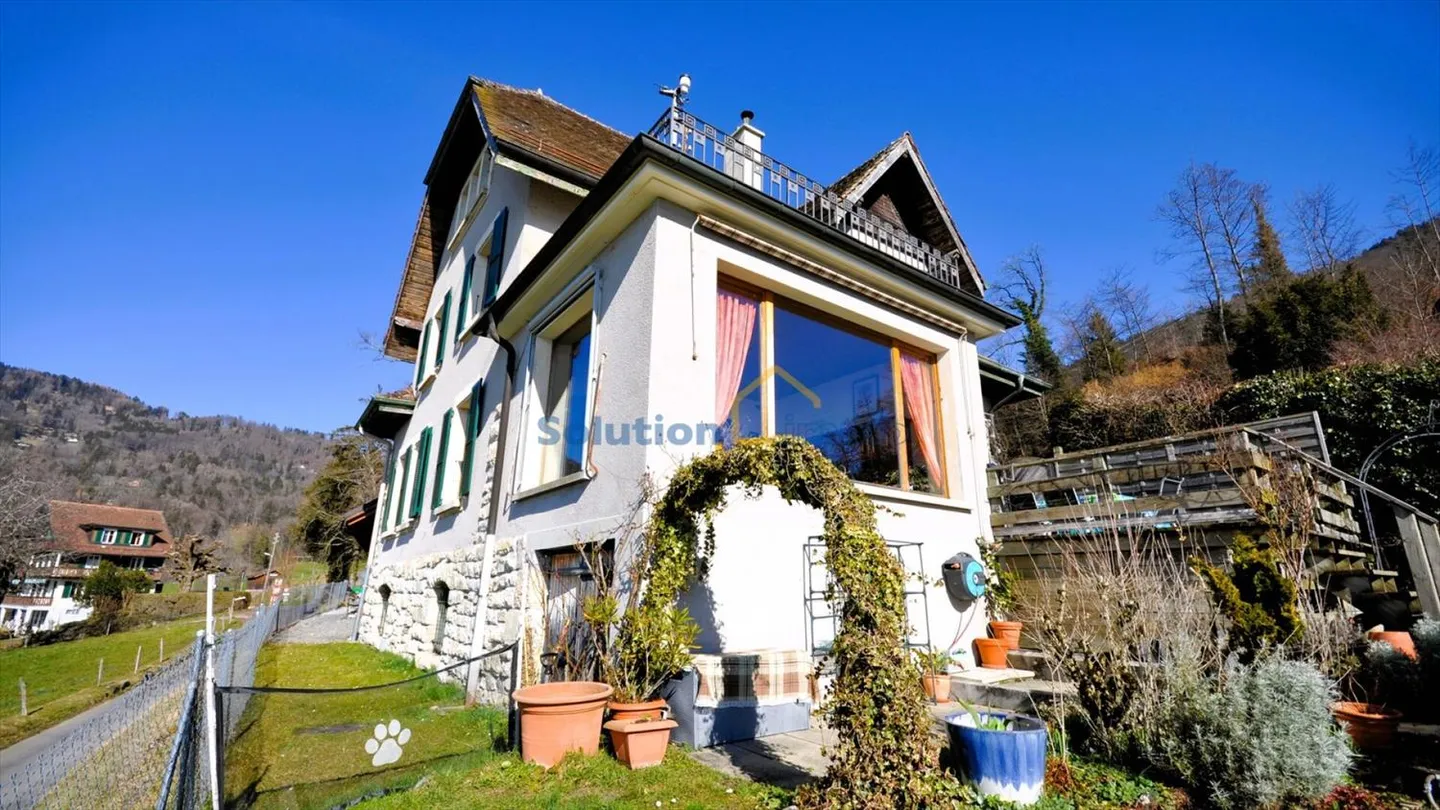 Casa 7 stanze - Foto 1 di 13