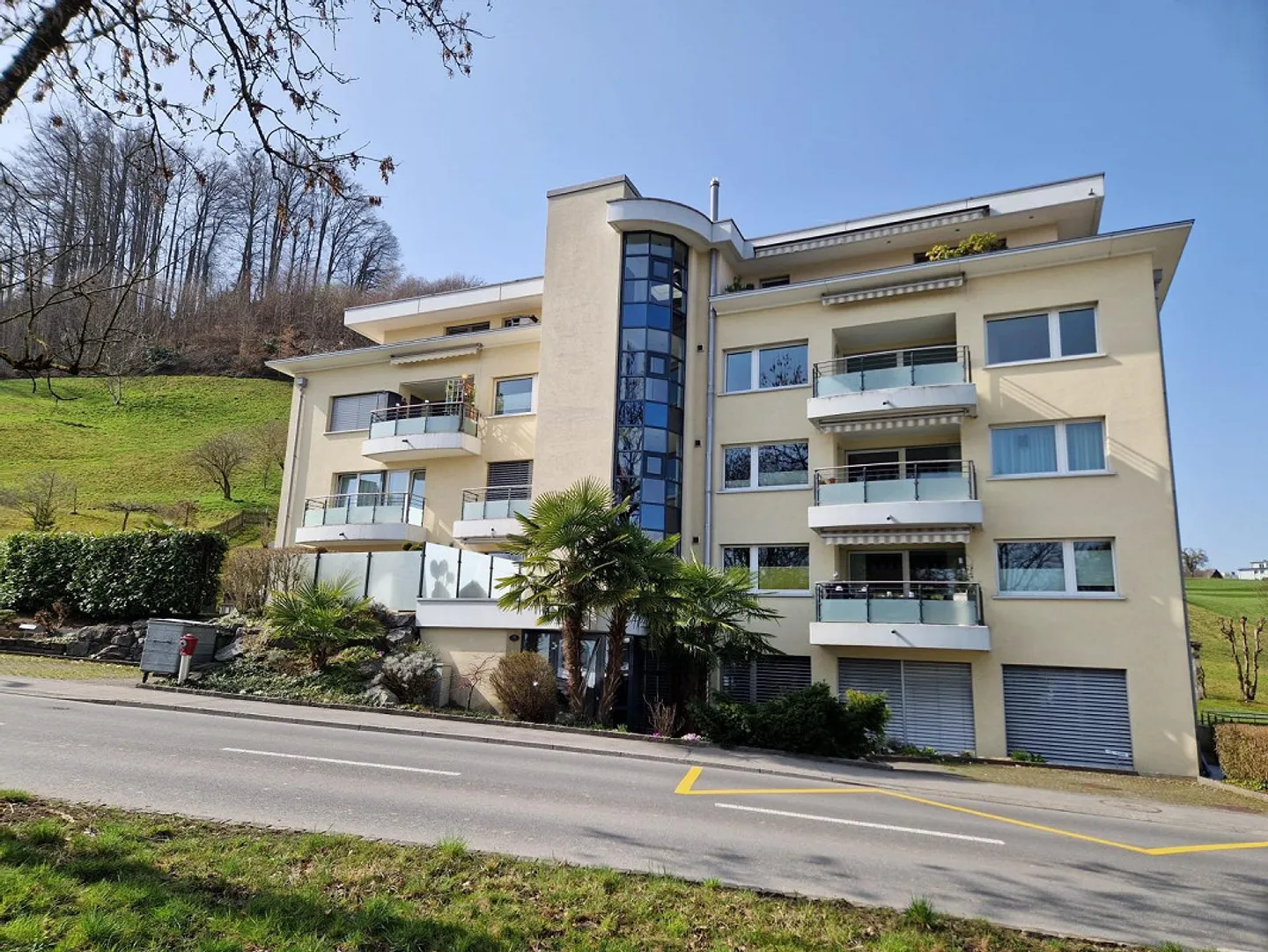 Geräumige Wohnung in Kriens - Foto 1 von 11