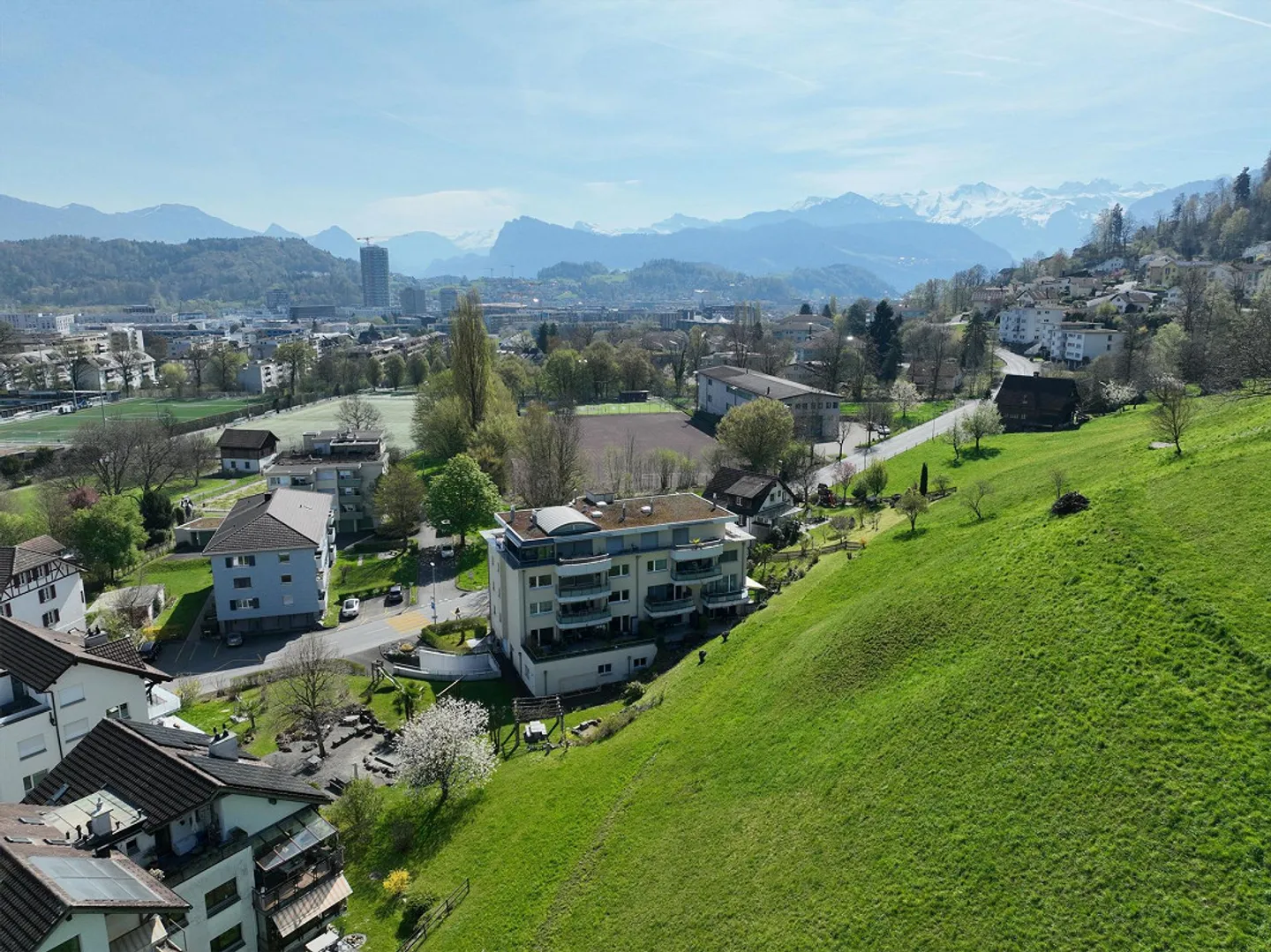 Geräumige Wohnung in Kriens - Foto 4 von 11