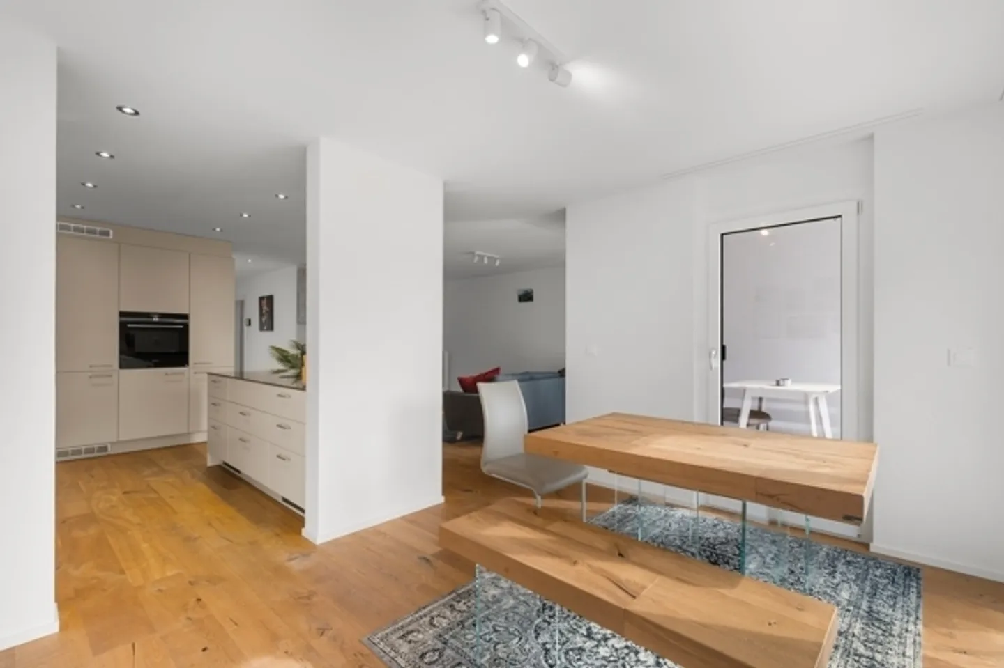 Casa familiare elegante con terrazza - Foto 1 di 6