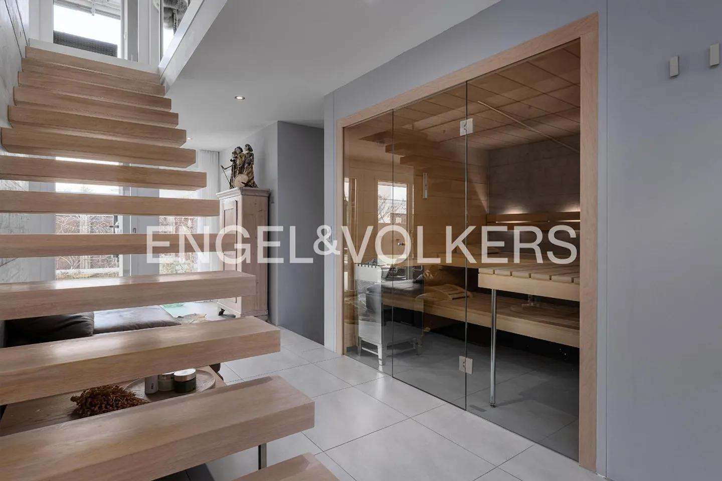 Luxuriöses Einfamilienhaus mit Wellness - Foto 8 von 10