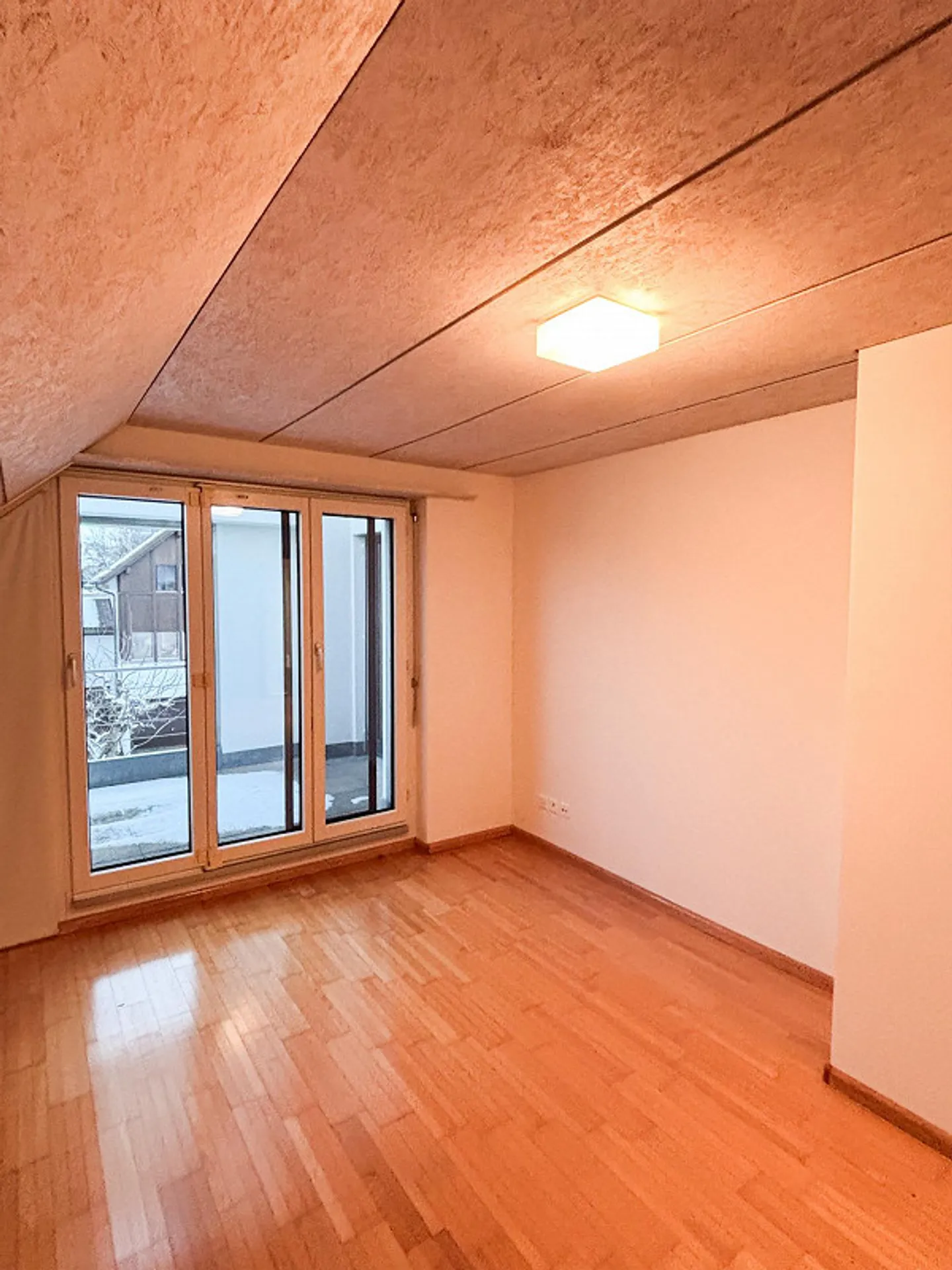 3.5-Room Maisonette Apartment in Seestatt - Photo 5 of 12