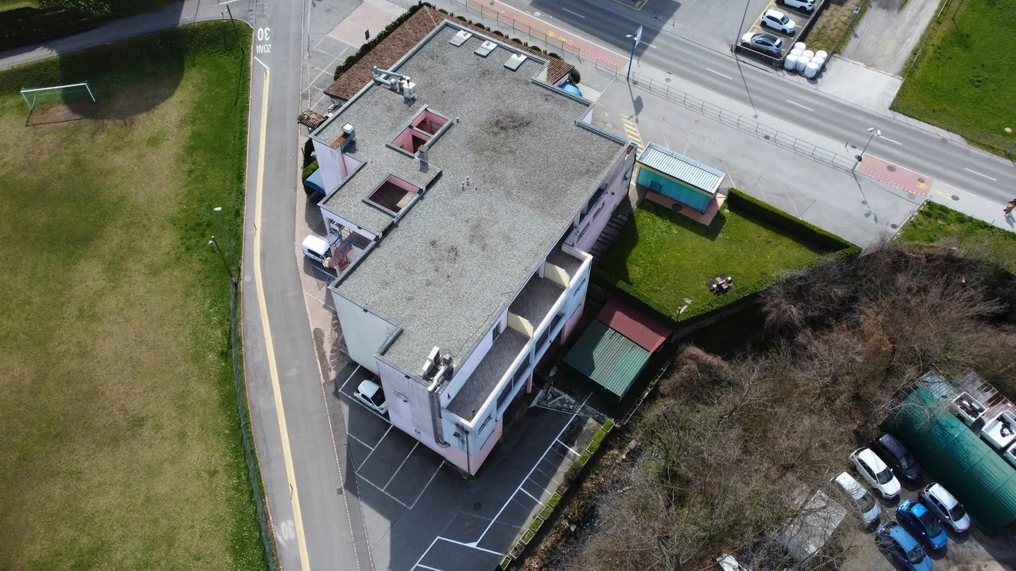 Immobile commerciale con funzione gastronomica e residenziale – Genestrerio - Foto 6 di 17