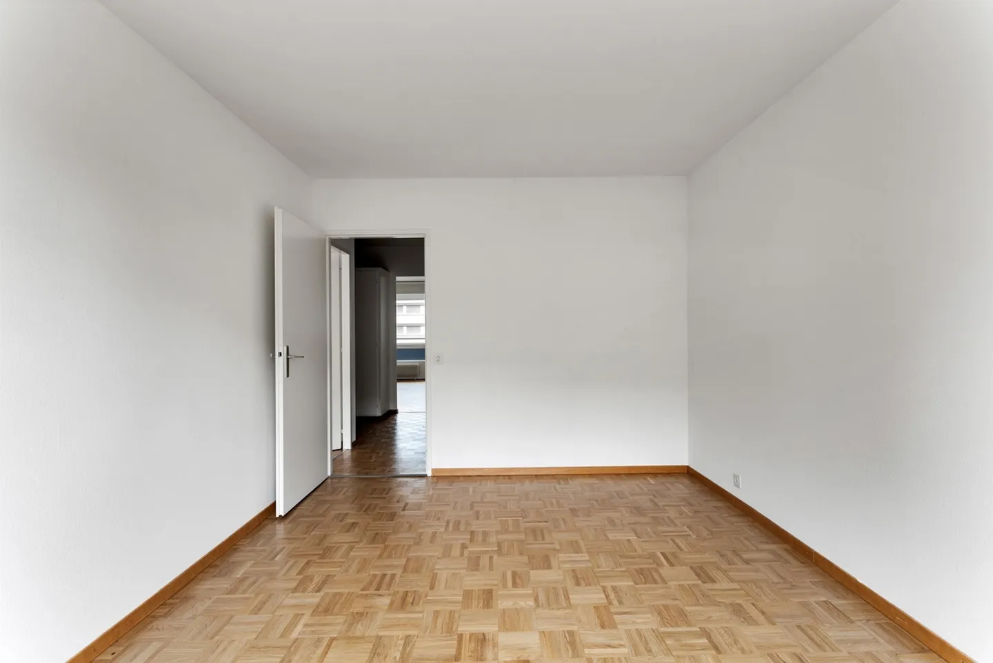 Spacious Apartment in Fribourg - Photo 5 of 8