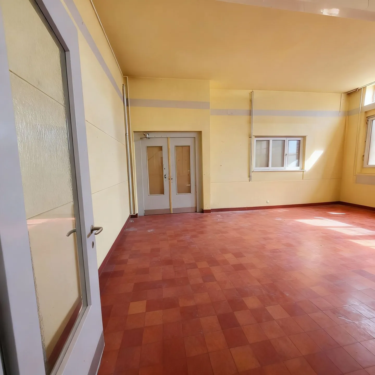 BHF Nieder- Oberurnen: Gewerbe-, Bürofläche - Foto 8 von 8