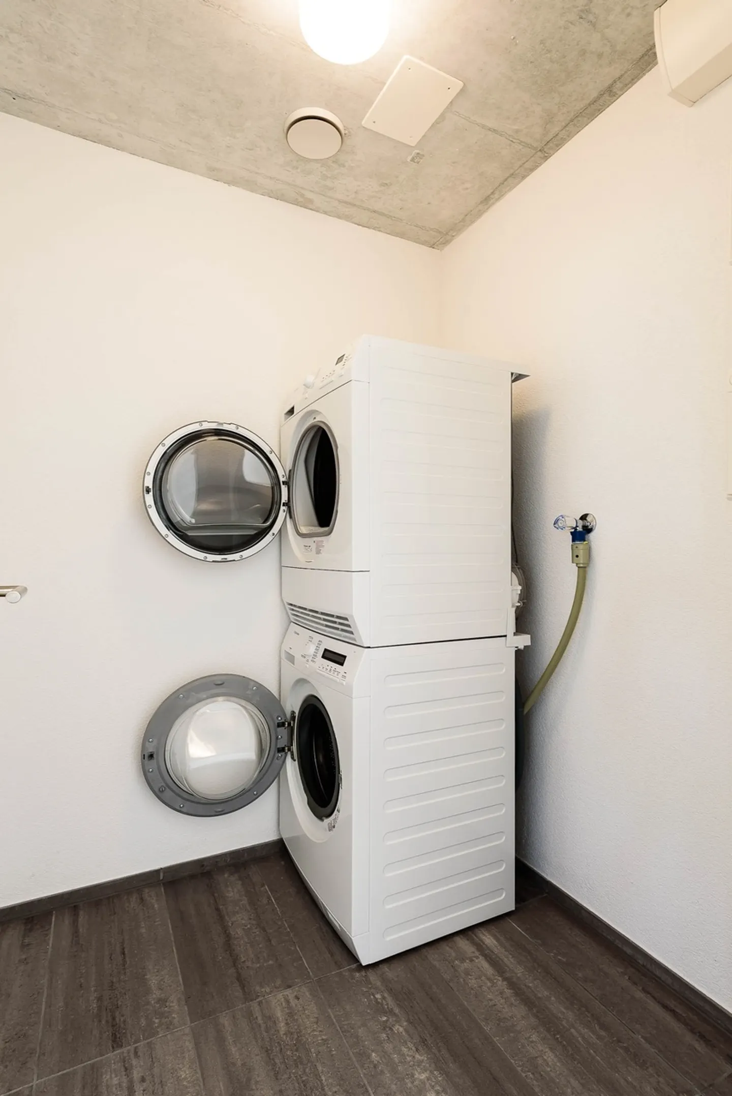 Great, modern apartment looking for a new tenant from 01.11.2026! - Photo 9 of 11