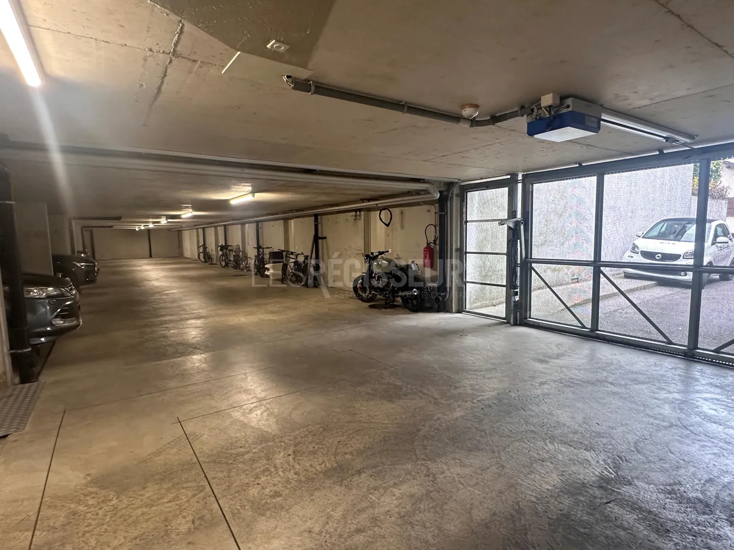 Place de parking intérieure à vendre - Photo 1 sur 1