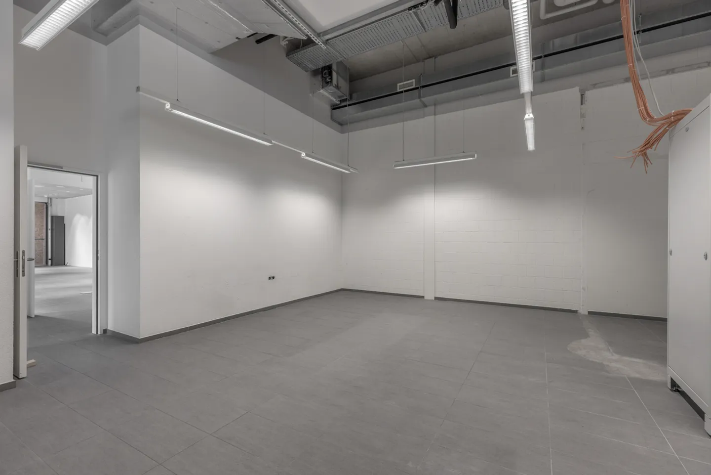 Very interesting practice rooms in a central location - Photo 3 of 5