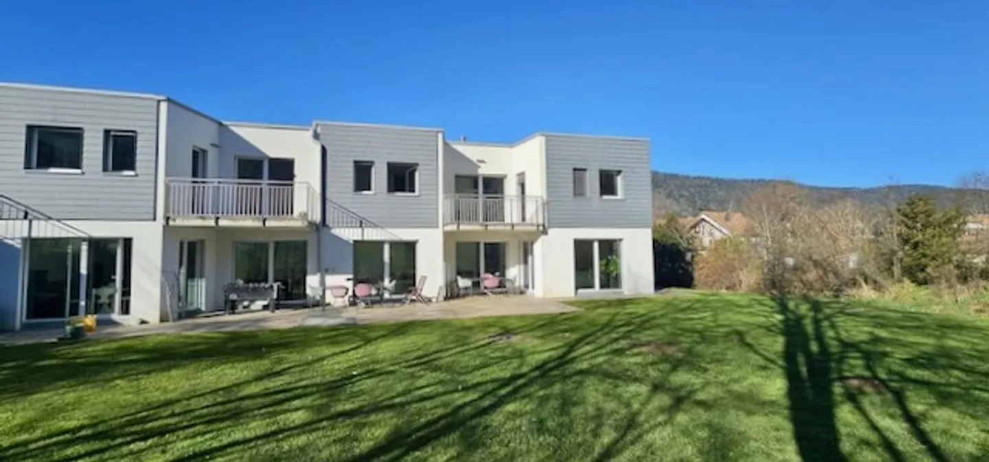 Stepped house for sale - Photo 2 of 13