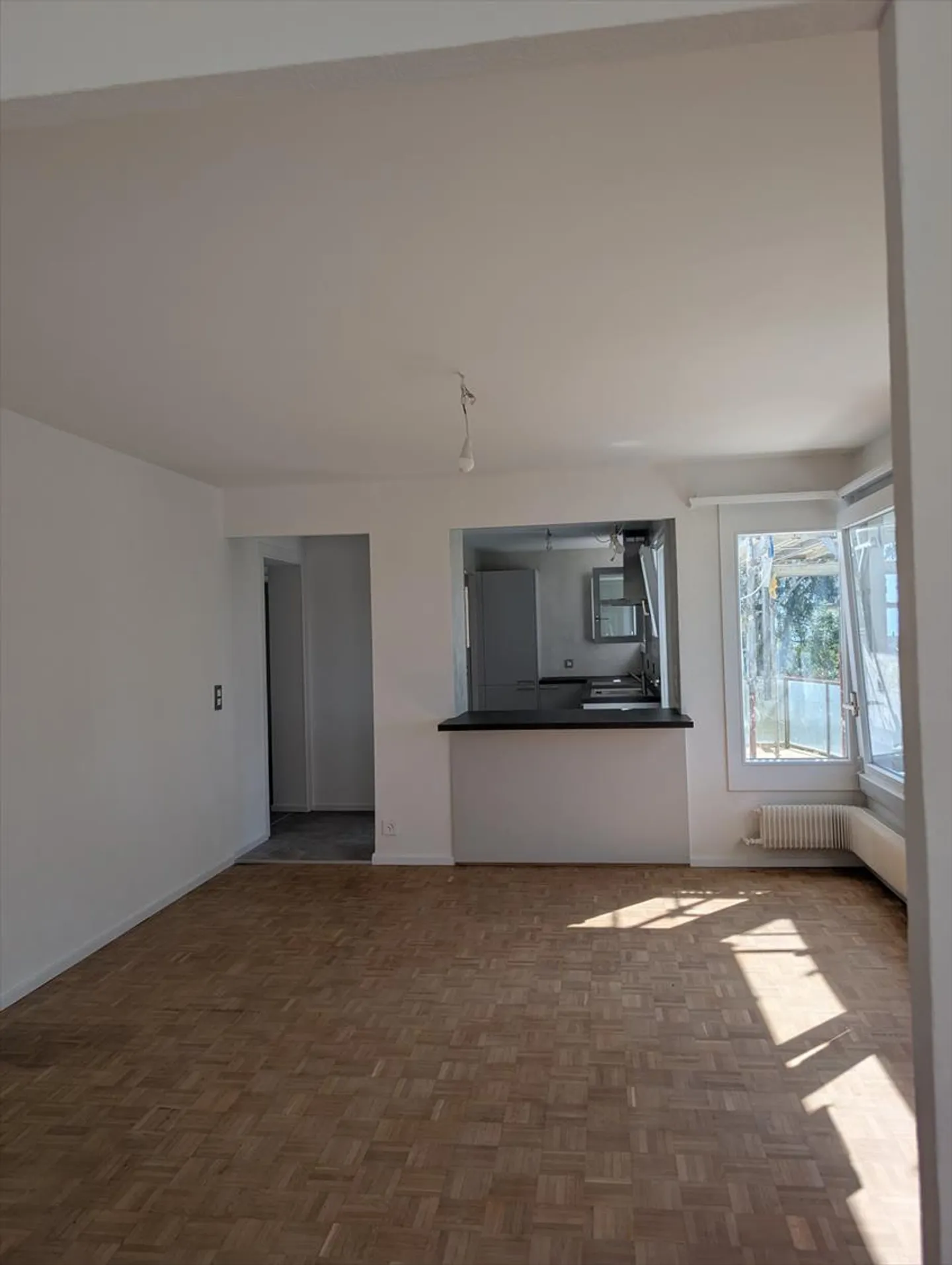 4.5-room apartment on the ground floor - Photo 5 of 12