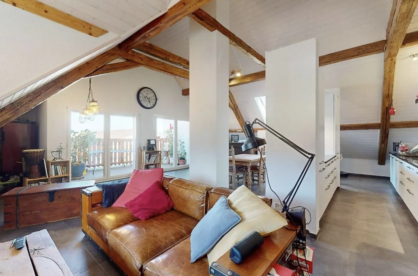 Beautiful 3.5-room apartment in Cousset / renovated farmhouse - Photo 2 of 5