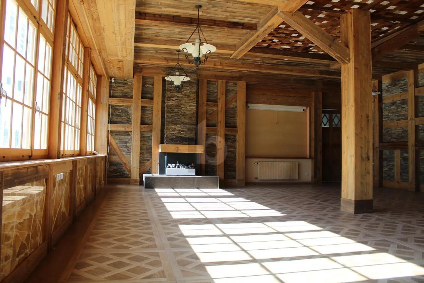 WITH HUGE POTENTIAL, VERY WELL LOCATED, SPACIOUS - Photo 4 of 6