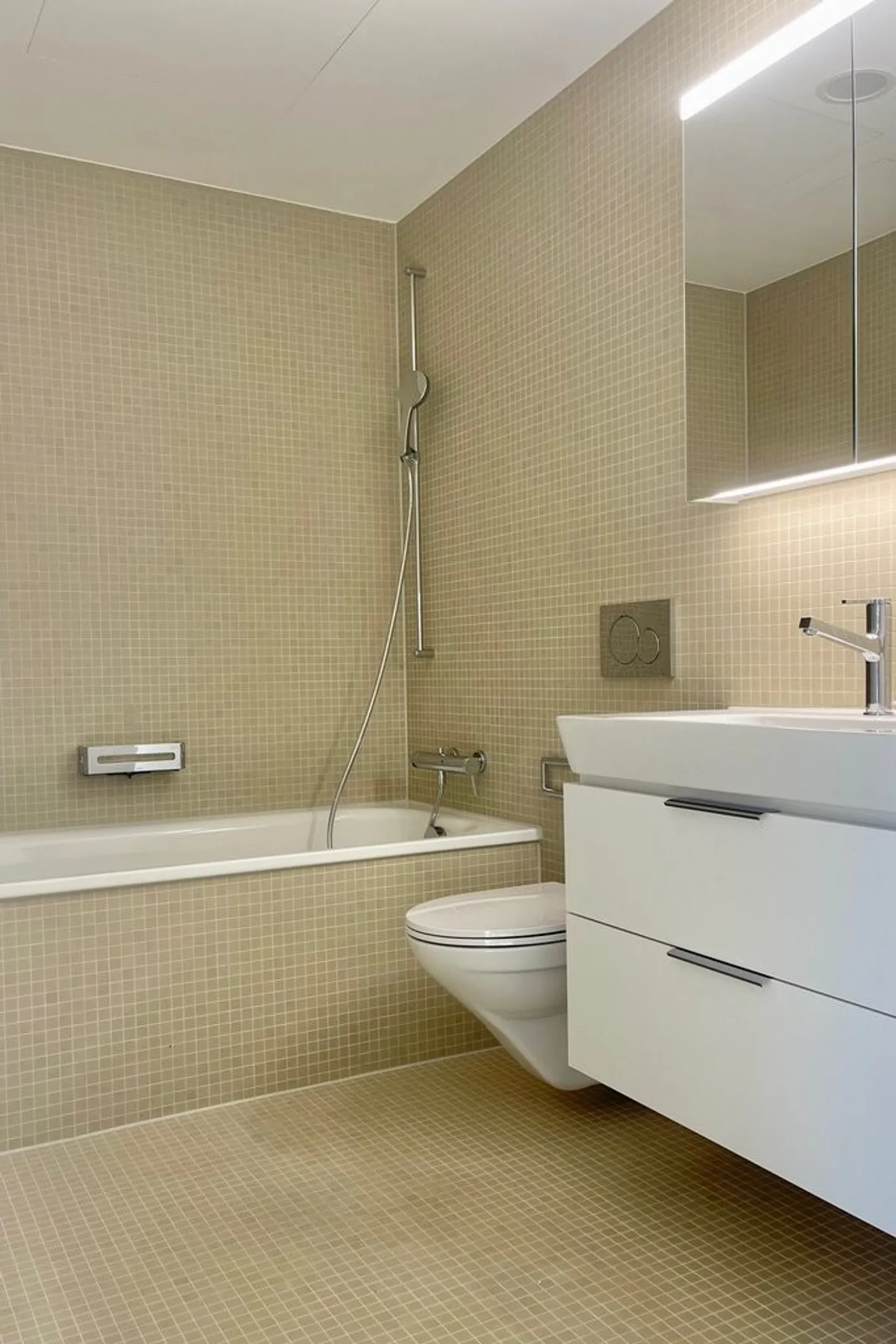 Zuhause auf zwei Etagen, Ihr neues Domizil im Herzen von Zürich - Foto 7 von 10