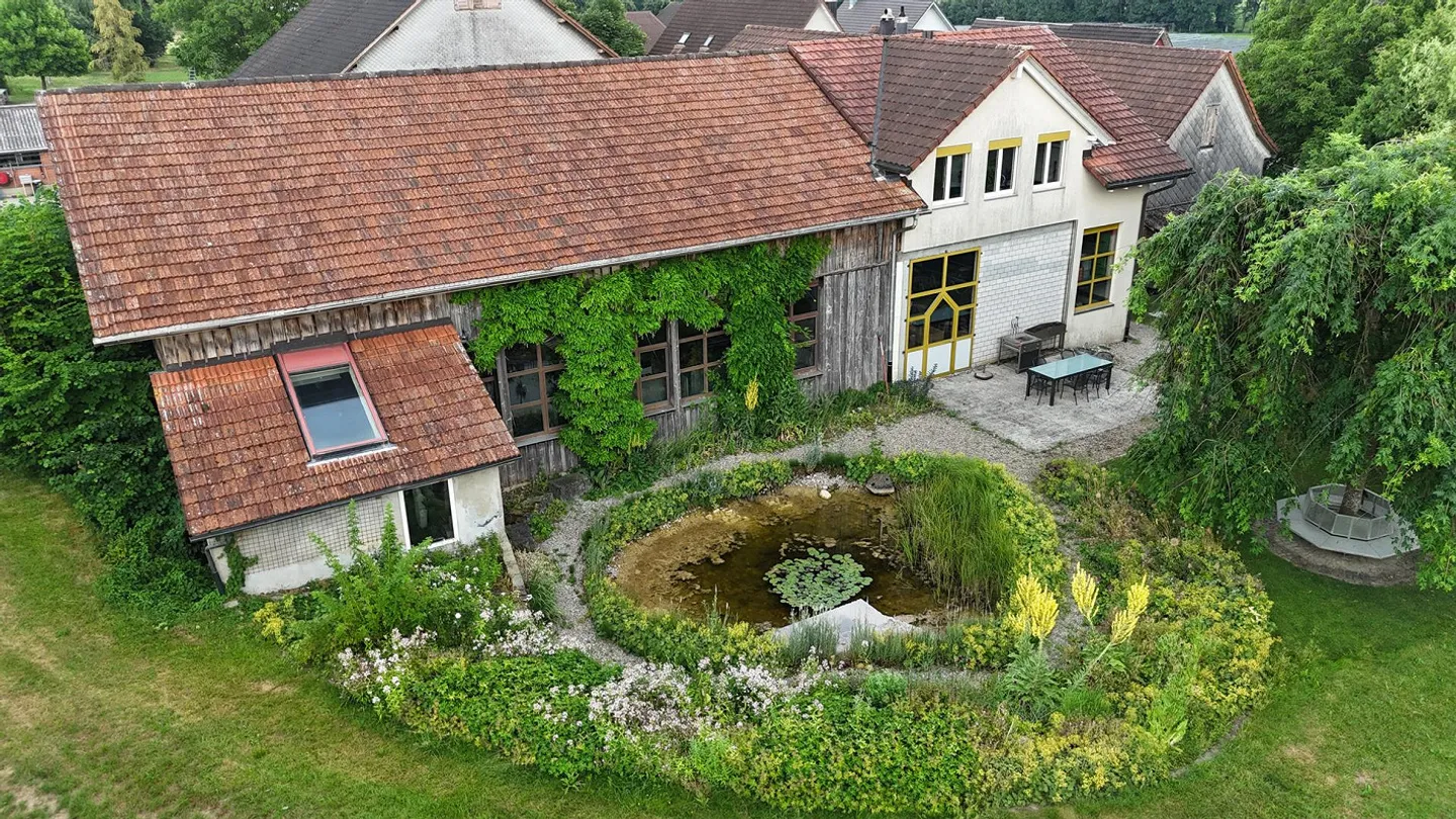 Wohnhaus und Gewerbeliegenschaft - Foto 4 von 23