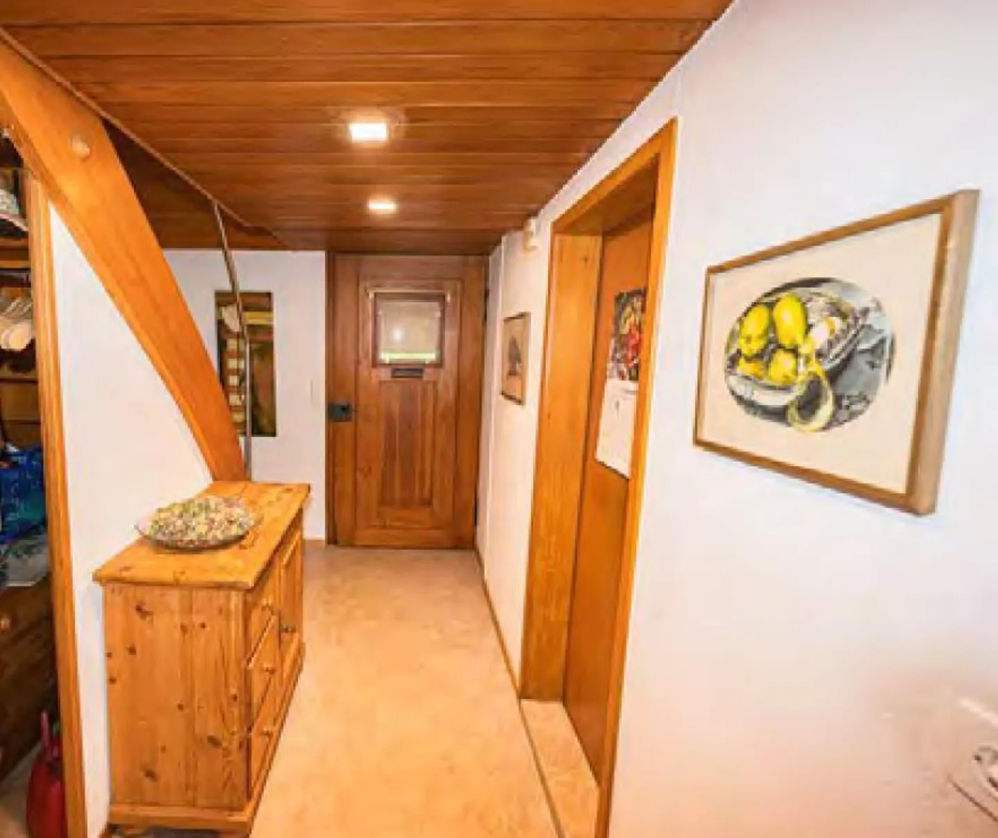 Wohnhaus und Gewerbeliegenschaft - Foto 16 von 23