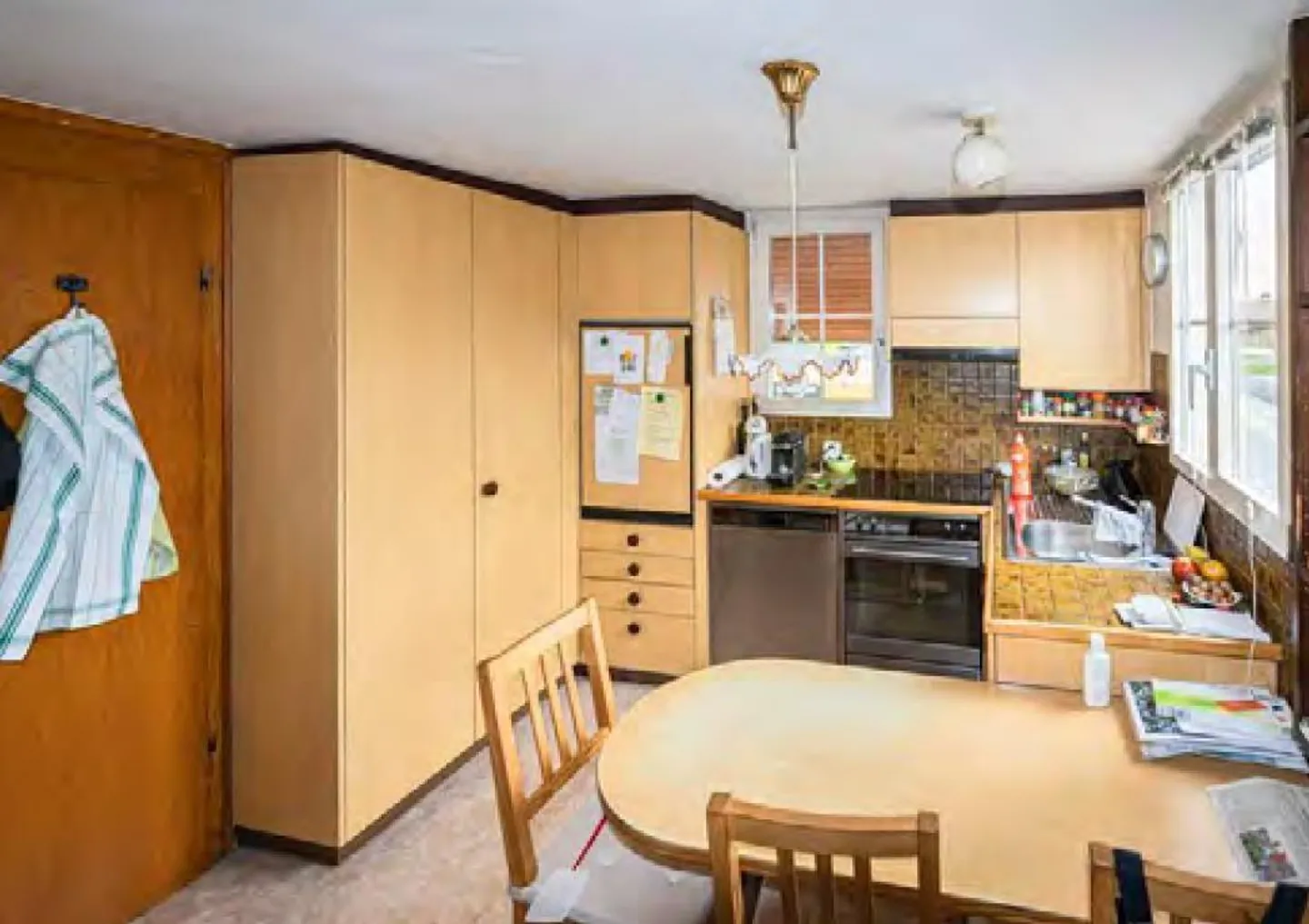 Wohnhaus und Gewerbeliegenschaft - Foto 17 von 23