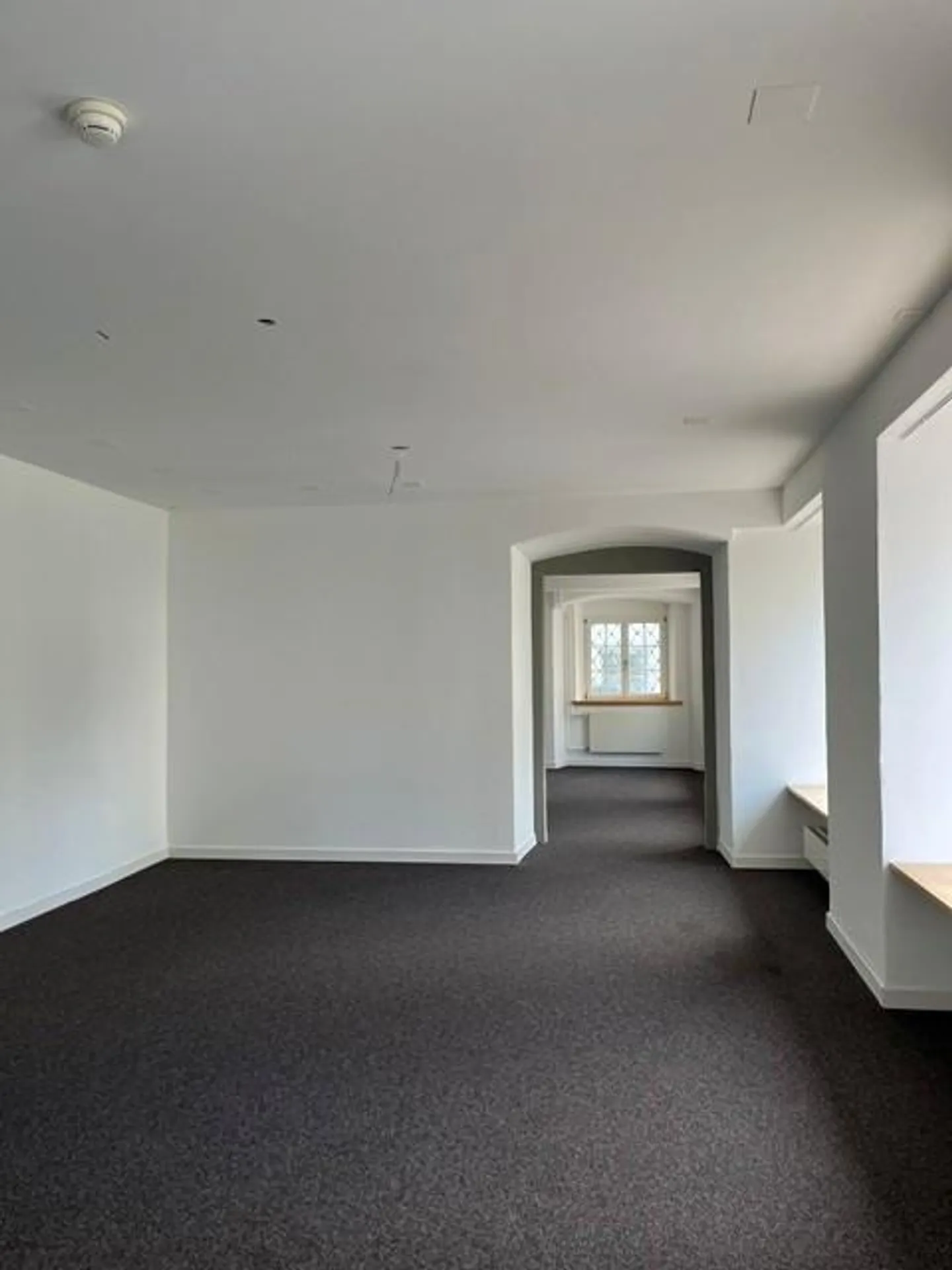 Il tuo nuovo locale commerciale nel cuore di Schwyz - Foto 2 di 6